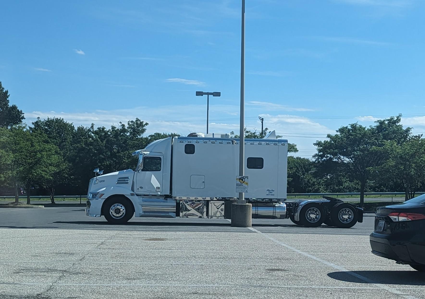 Biggest Semi Truck Sleeper