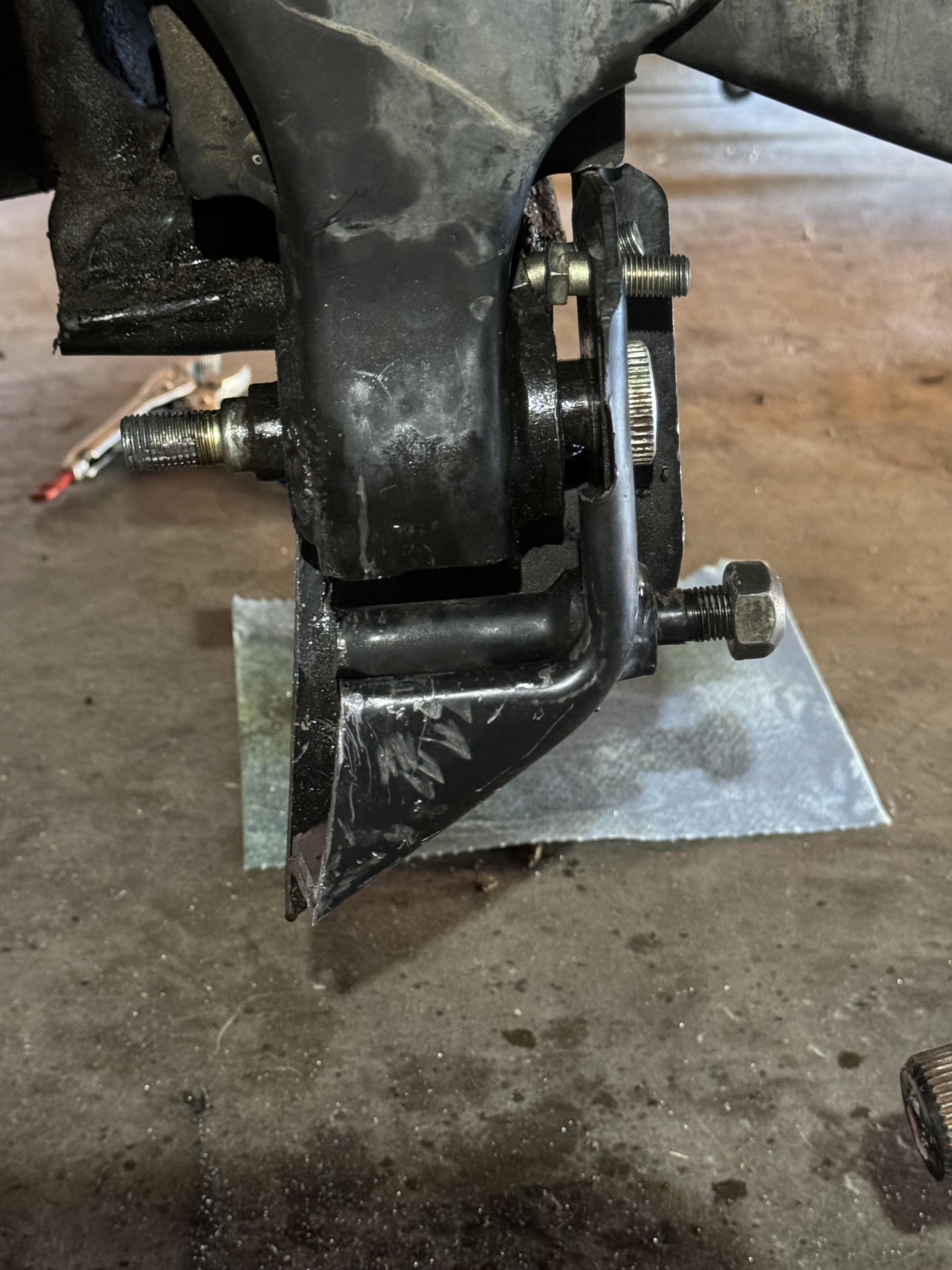 Seized lower control arm bolt r/Cartalk