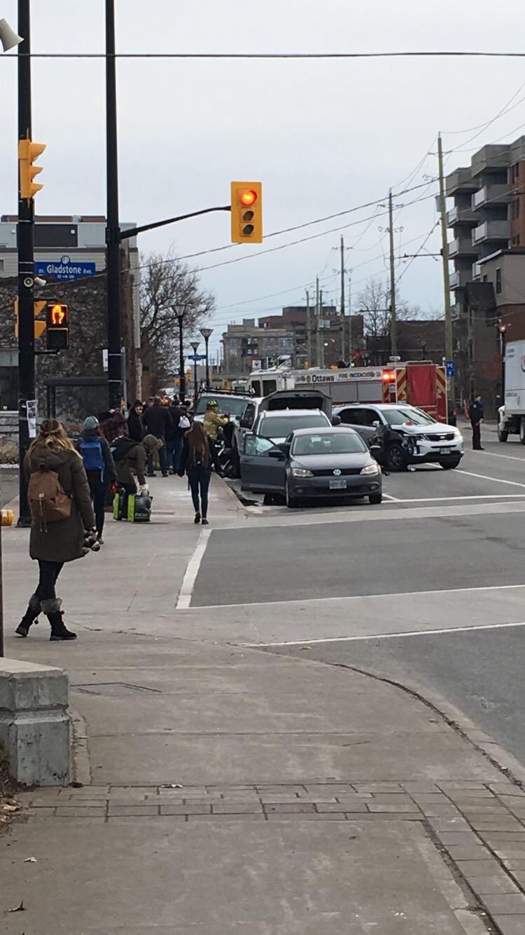 6 car accident at Bronson and Gladstone. r/ottawa