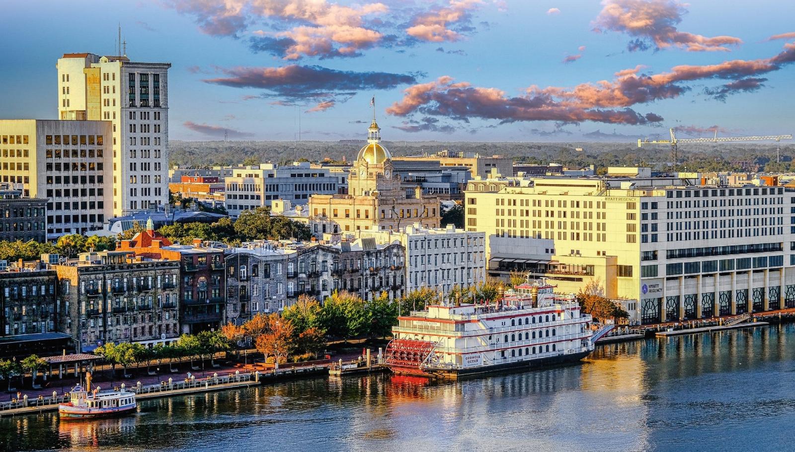 Savannah, the oldest city in Images