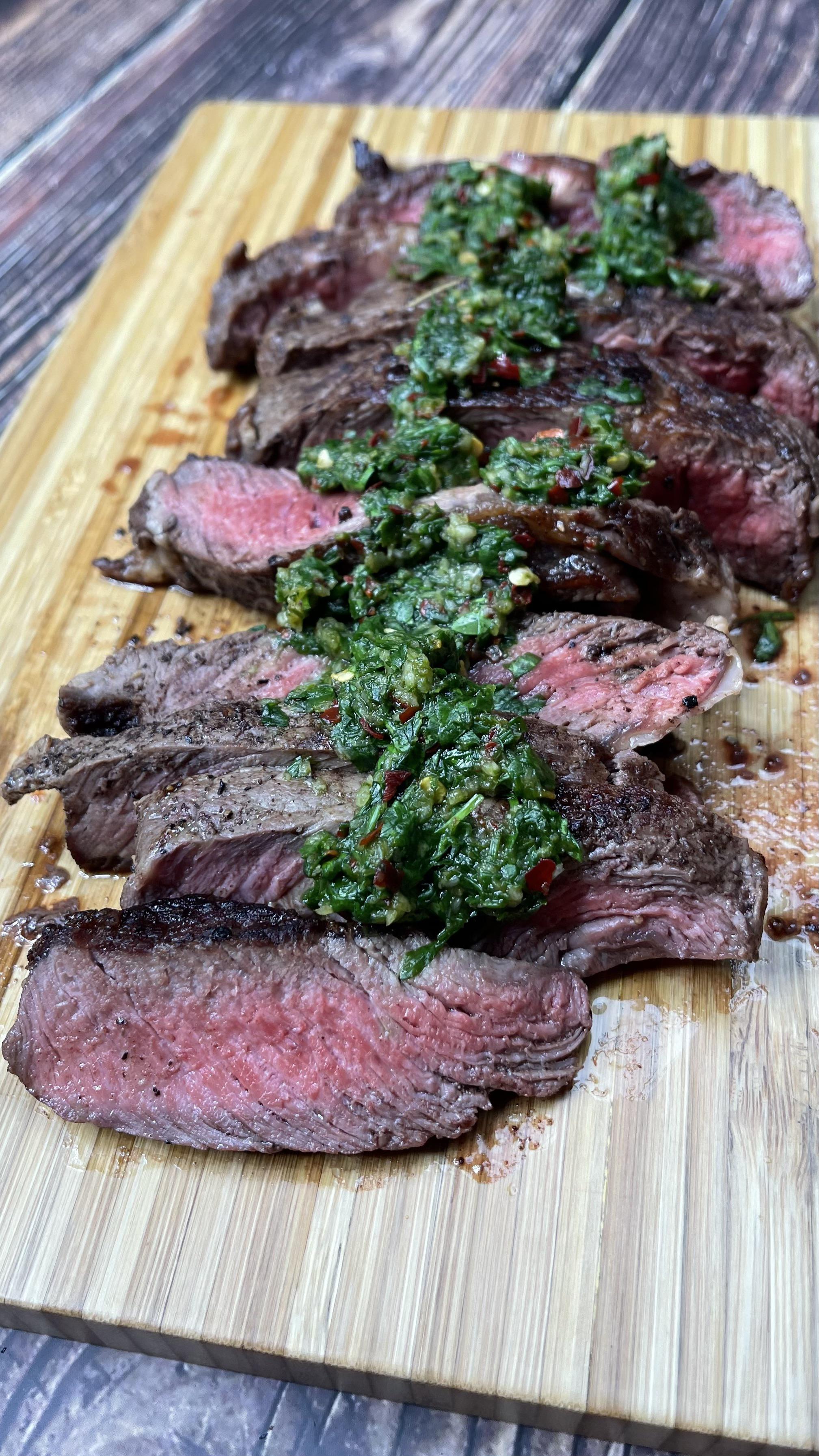 [homemade] Butter ribeye steak with homemade Chimichurri sauce [OC