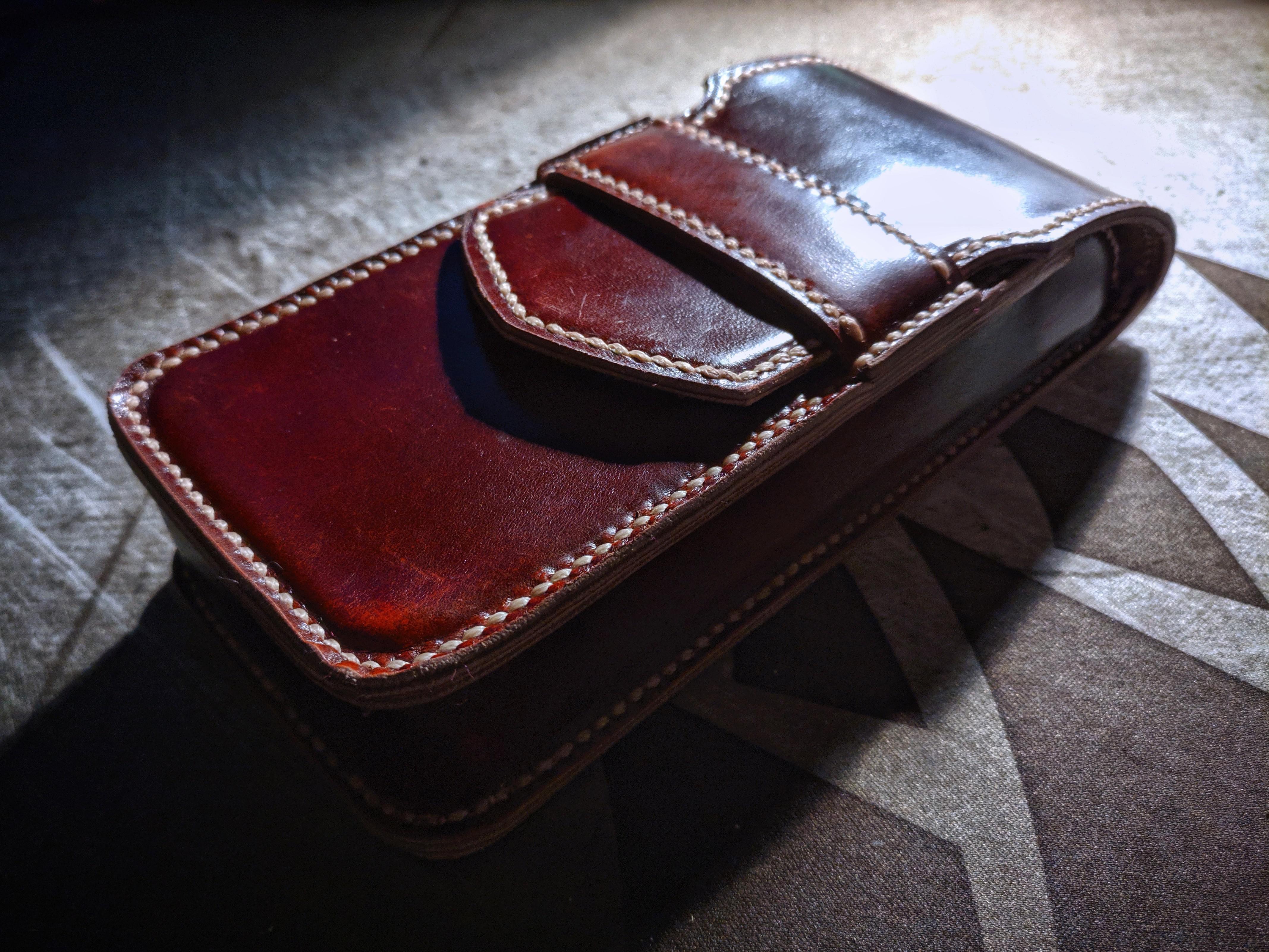 I made fountain pen case. r/Leathercraft