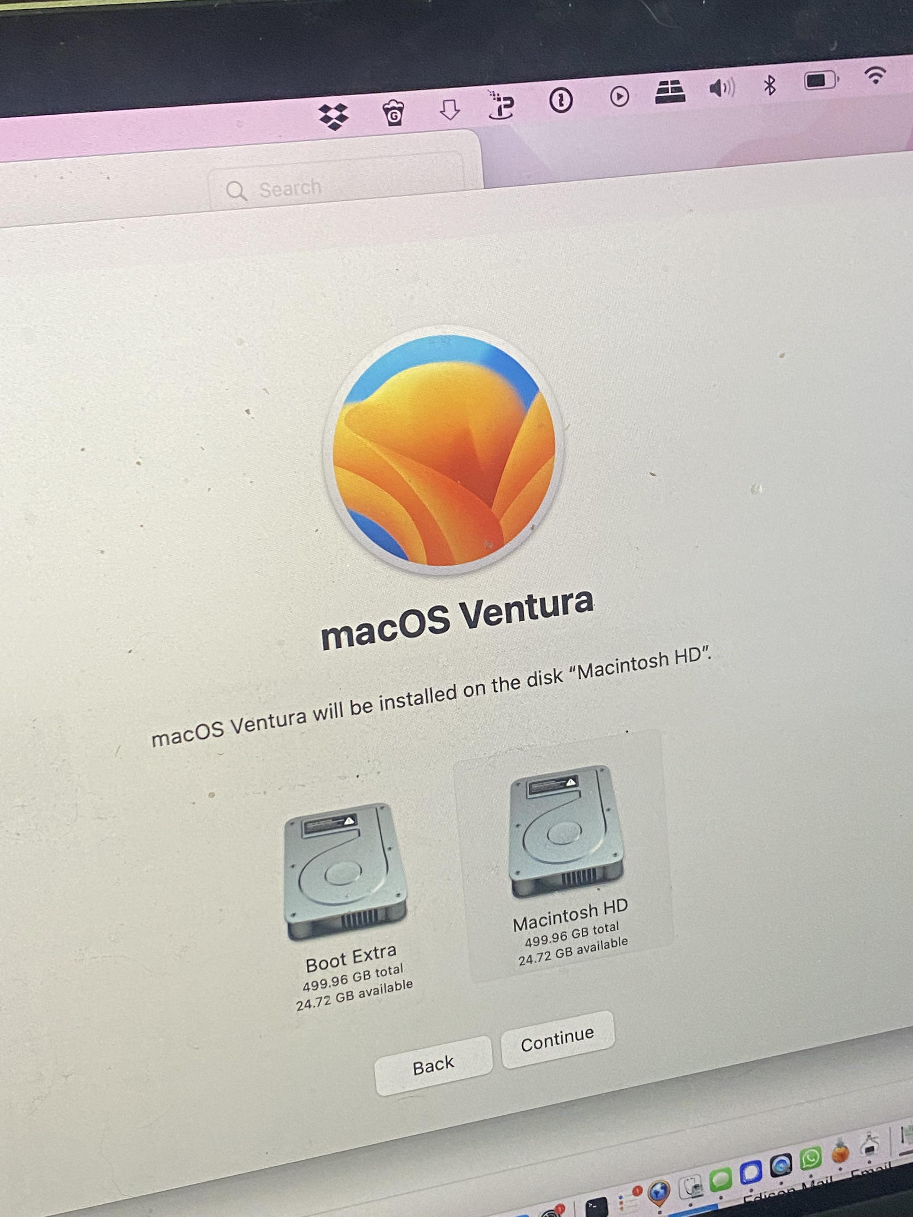 Why does my mac show it has 2 drives? r/MacOS