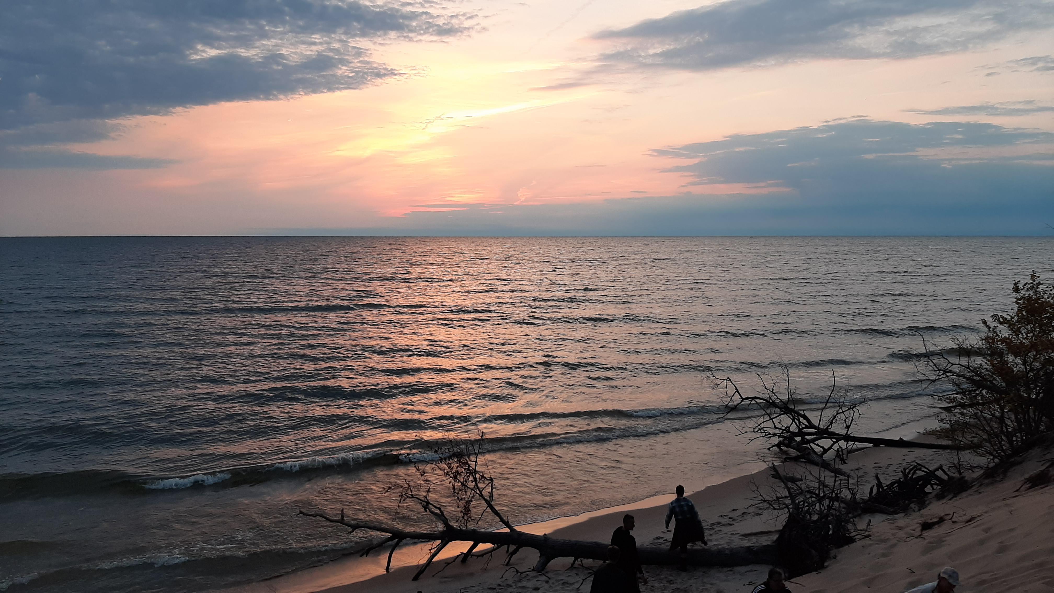4 Day/3 Night tour around lake Michigan. Chicago>Milwaukee>Ferry to