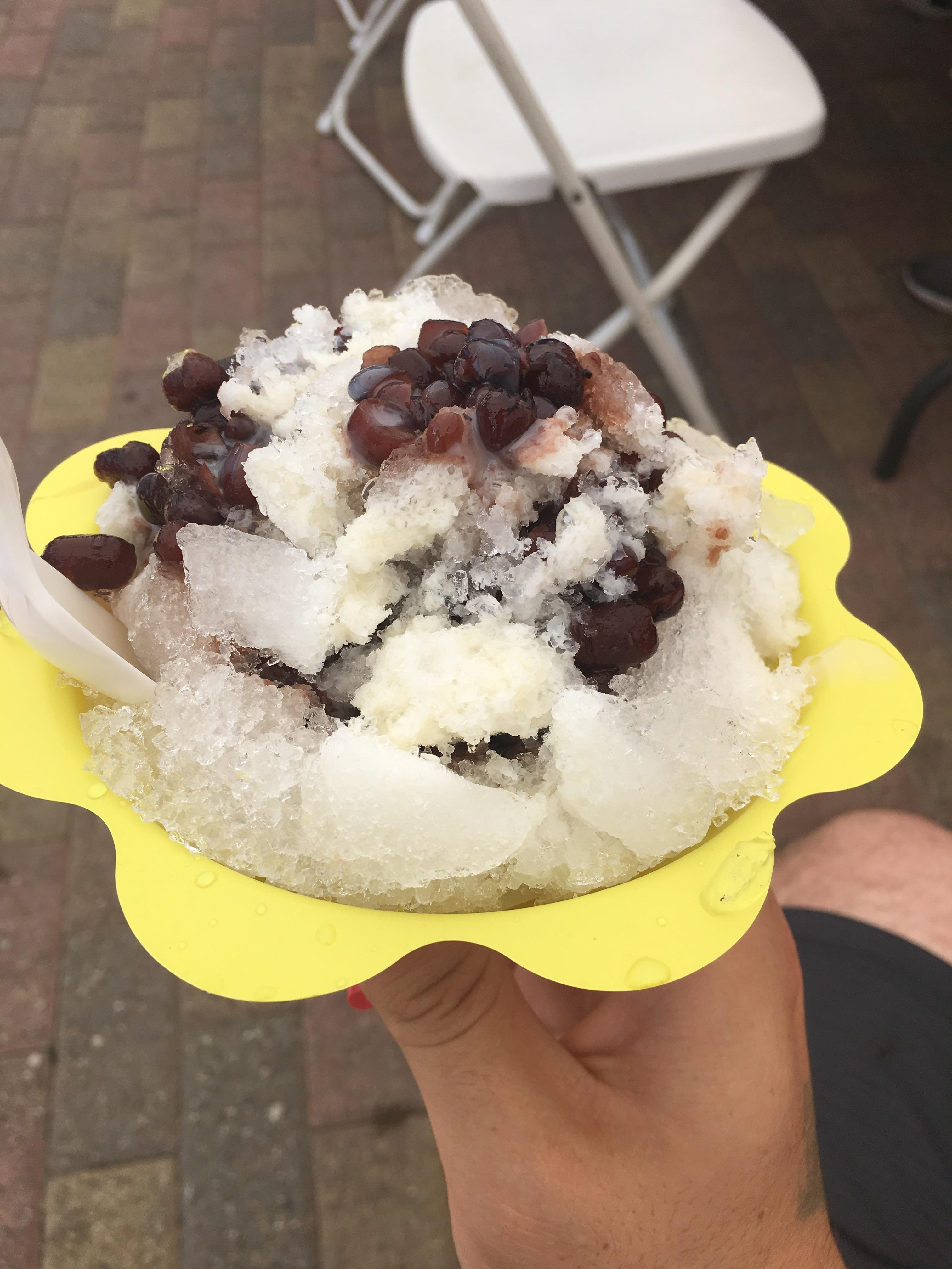 [I ate] Kintoki Shaved ice (condensed milk with Japanese azuki beans