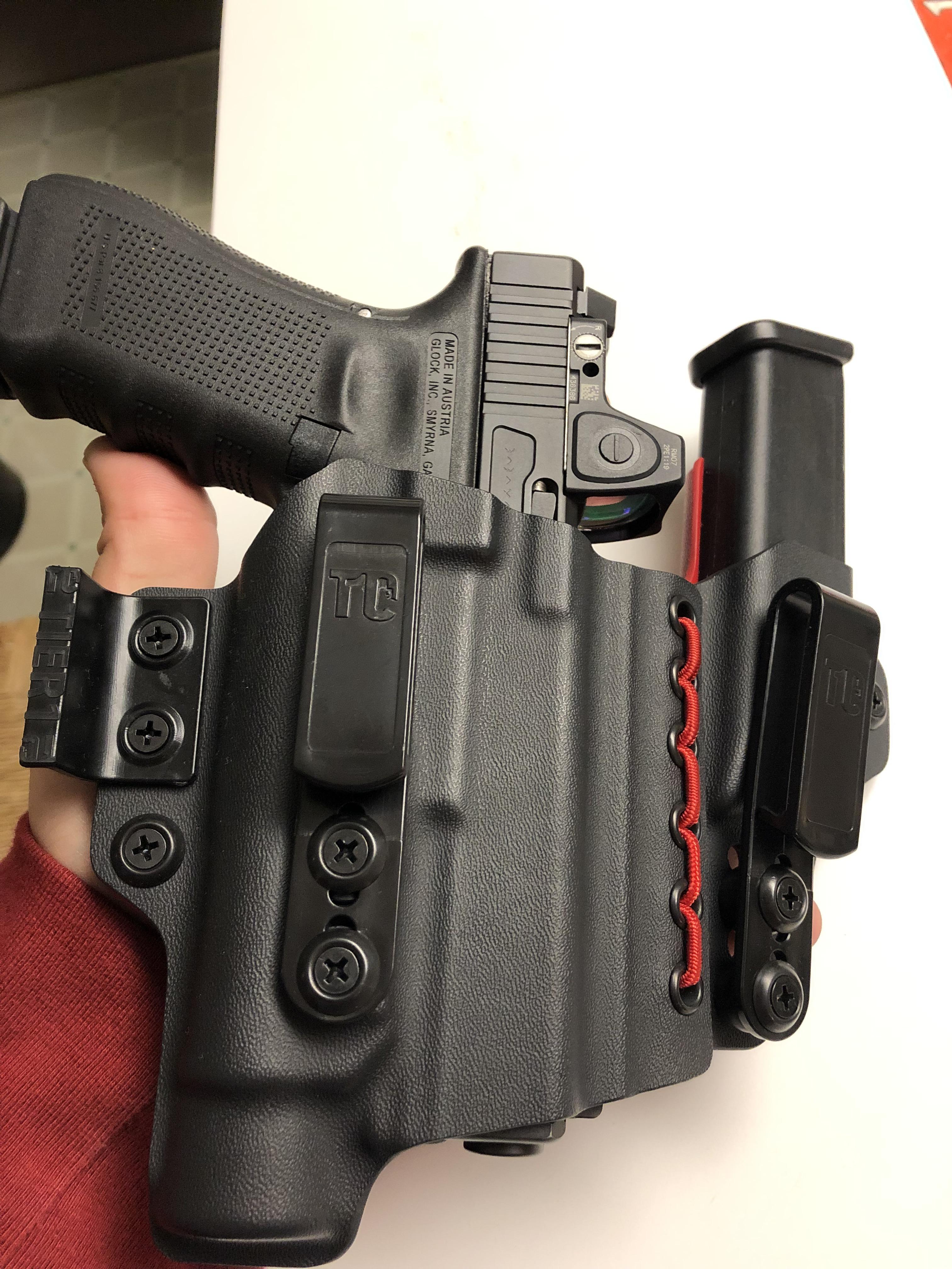 EDC Glock 17 Gen 4 in Tier 1 axis slim r/Glocks