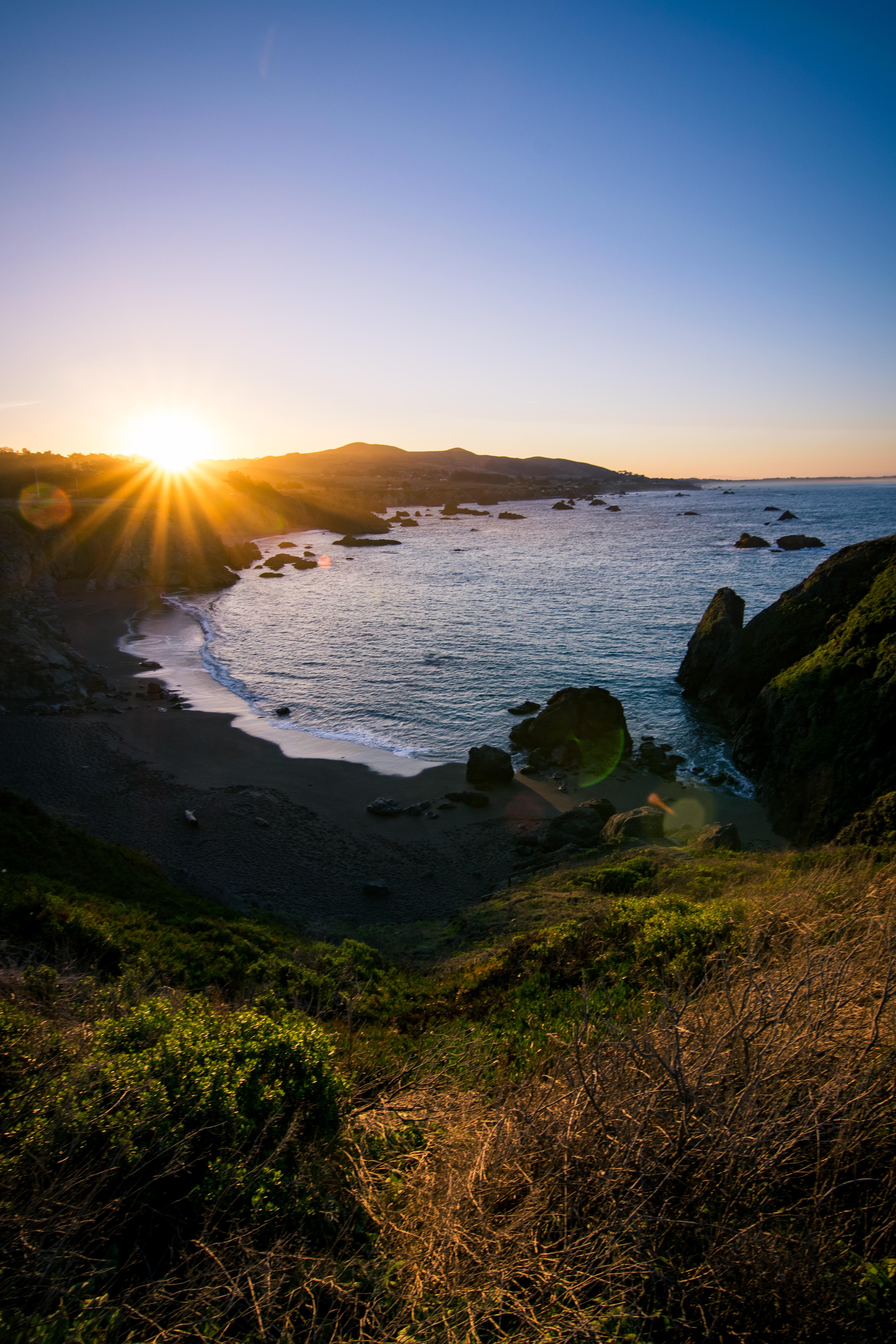 Sunrise on the Sonoma Coast, California [OC] [3881x 5821] r/EarthPorn