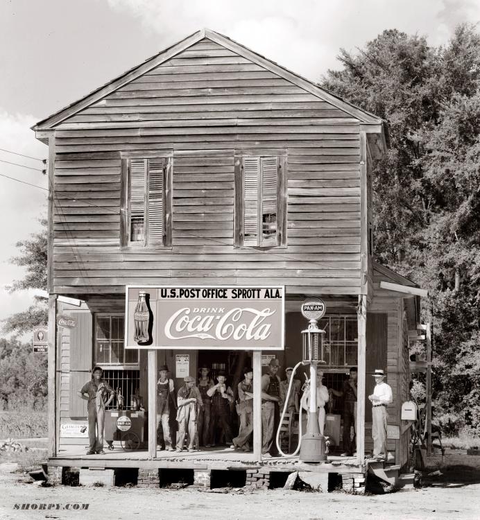 Crossroads store at Sprott, Alabama. Circa 1935. r/Alabama