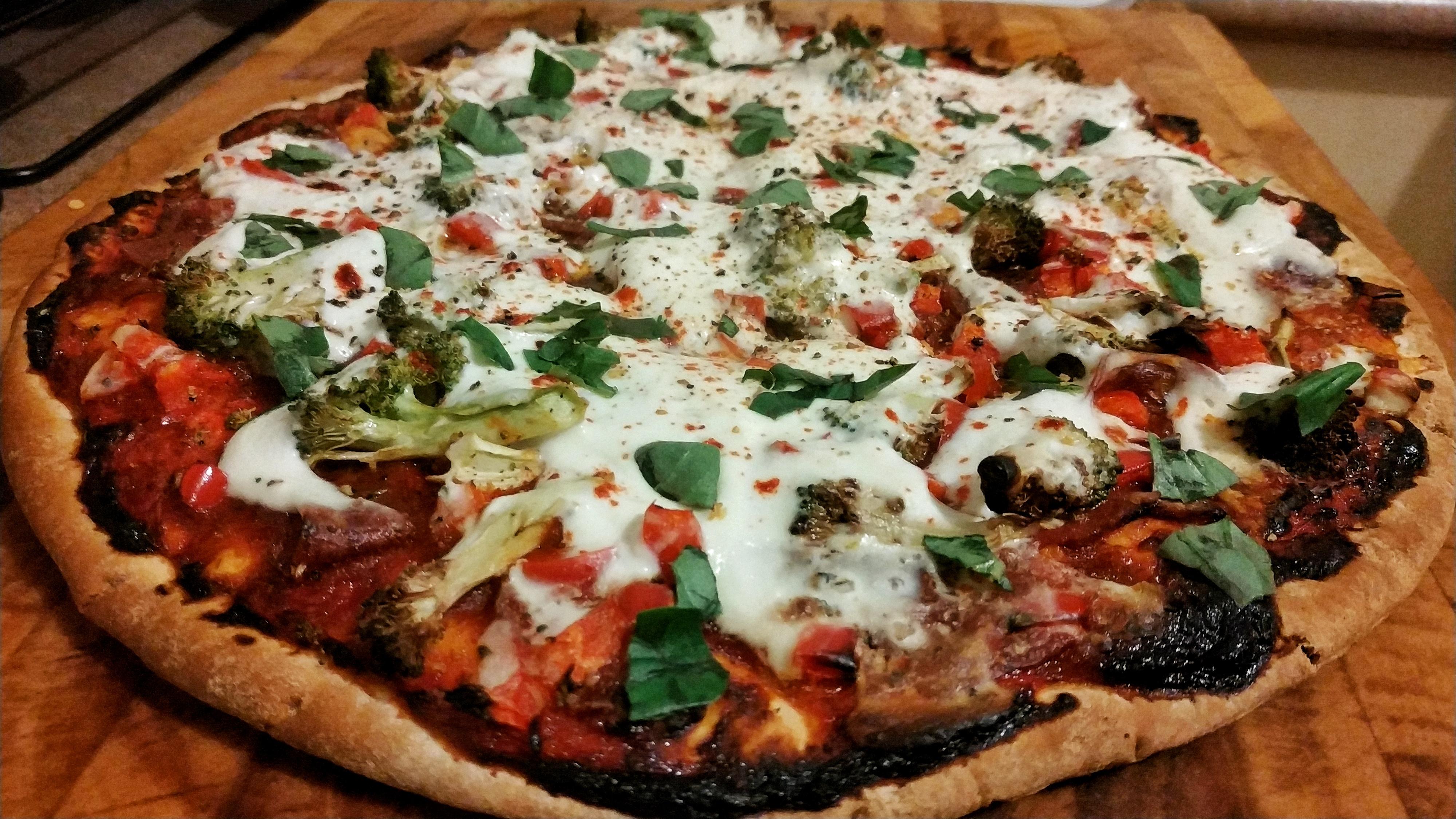 [Homemade] Broccoli and Ricotta Pizza r/food