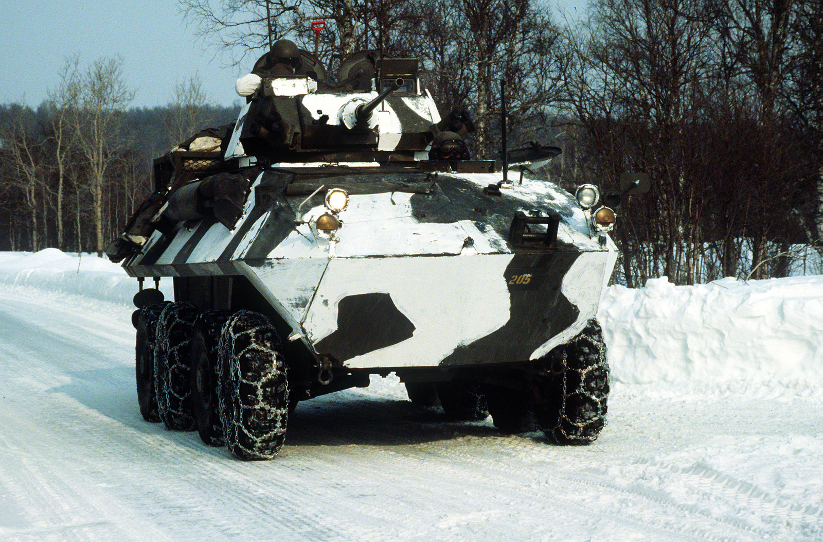 LAV25 with snow chains in Norway during exercise Cold Winter '87 r