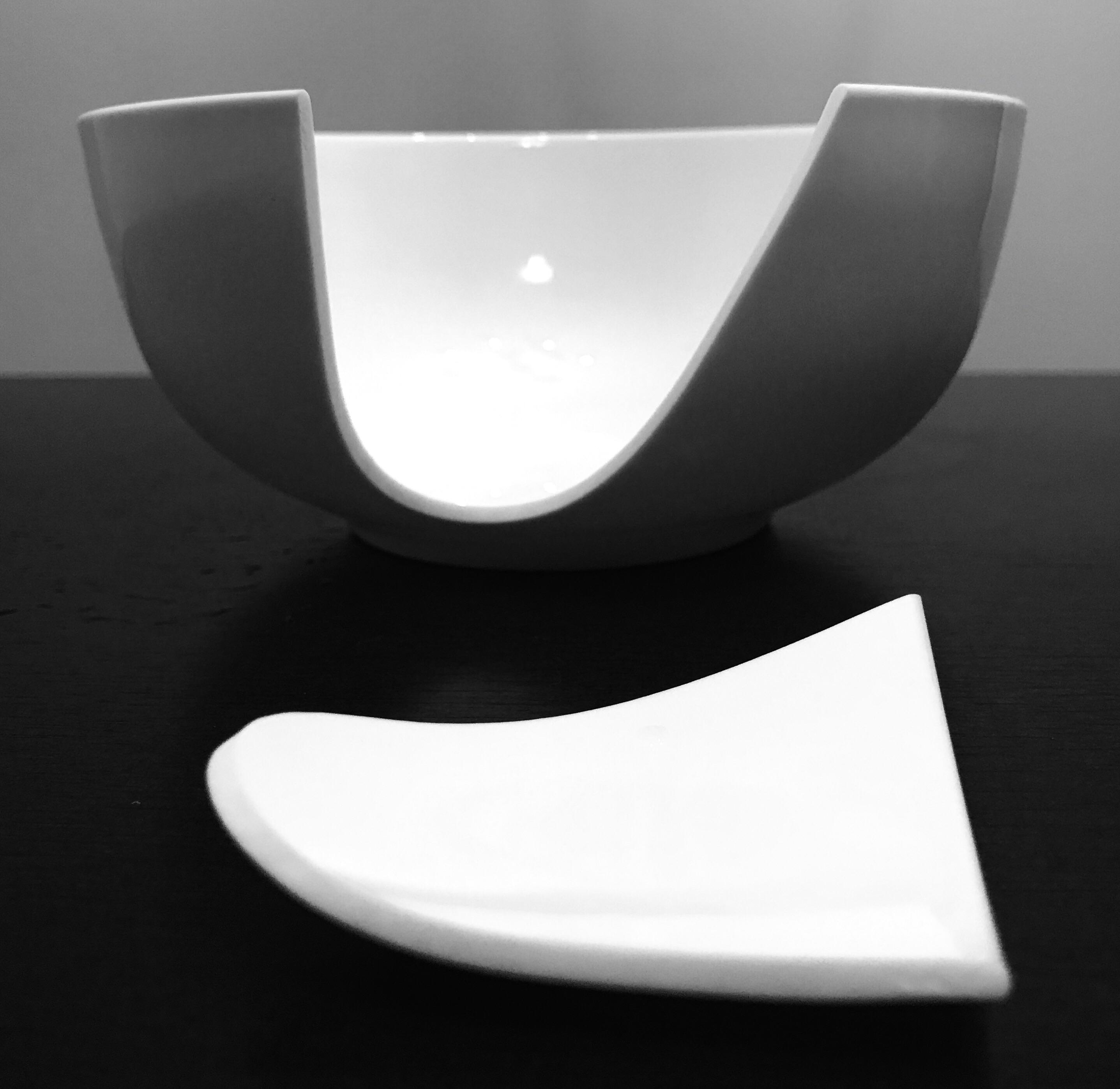 Broken Bowl r/oddlysatisfying