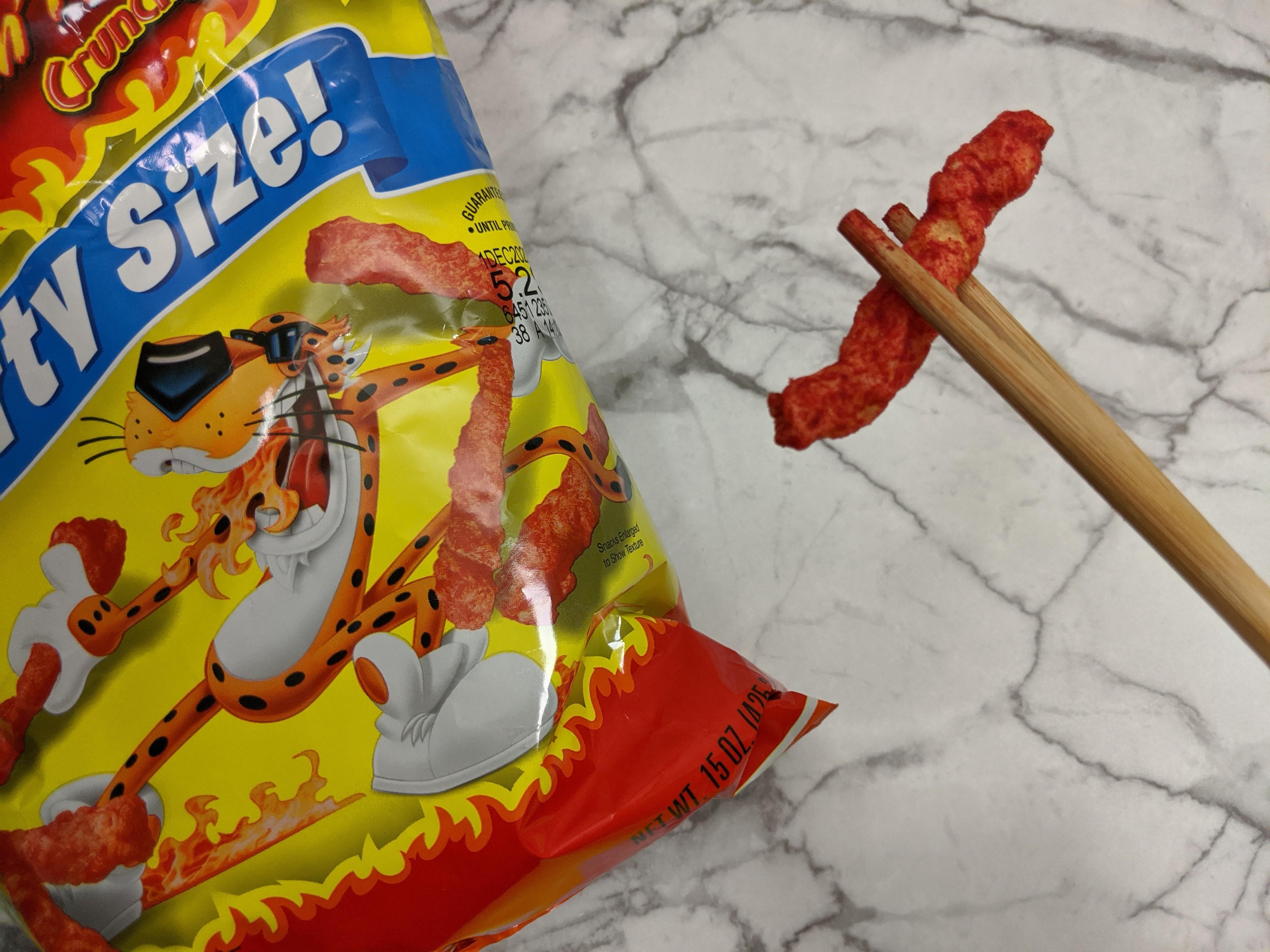 Cheeto dust fingers prevention // Say goodbye to orange and red fingers