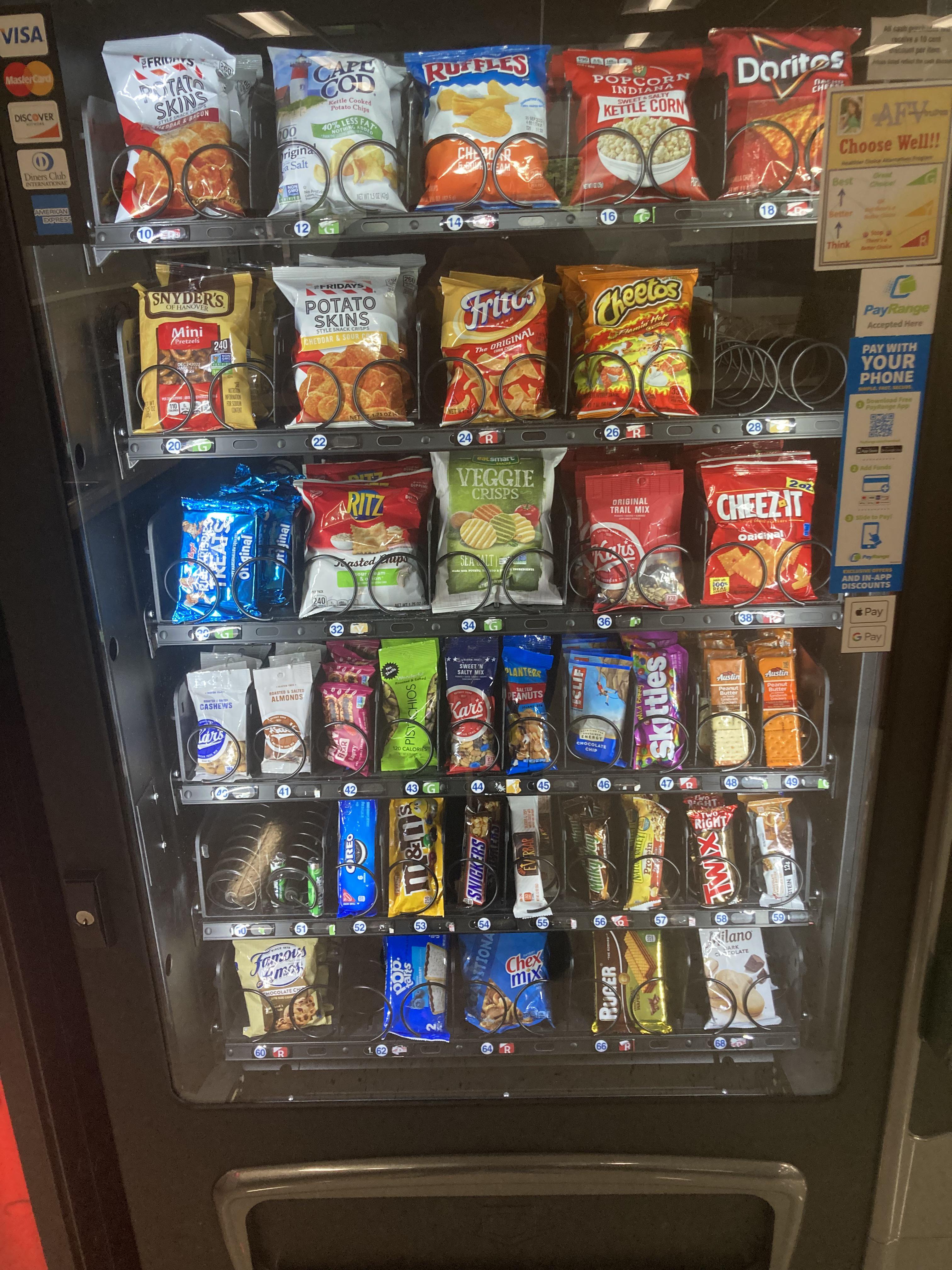 The displayed prices in this vending machine have been removed. r