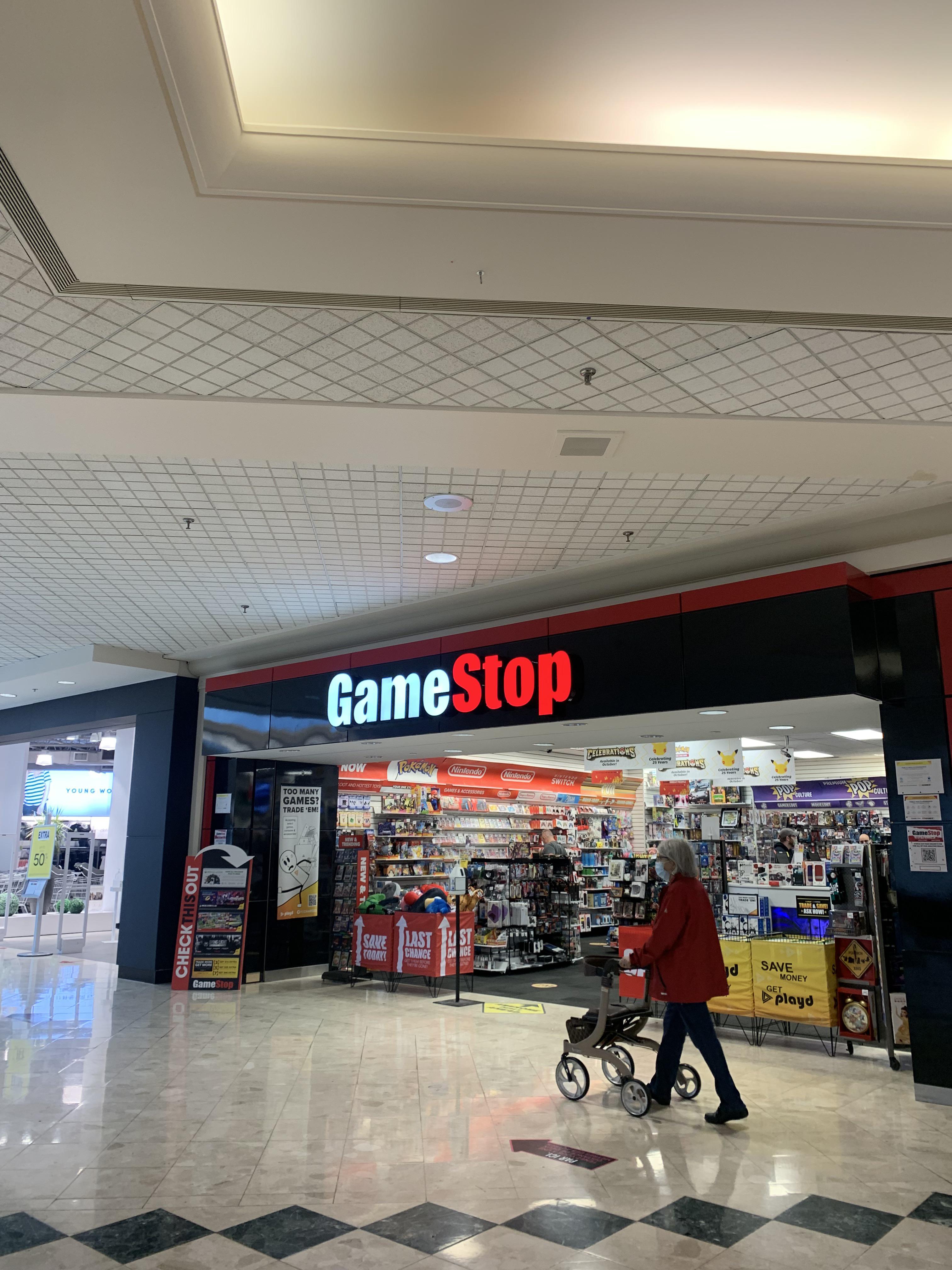 Bye Eb games Hello Gamestop / orleans // ottawa r/GMECanada