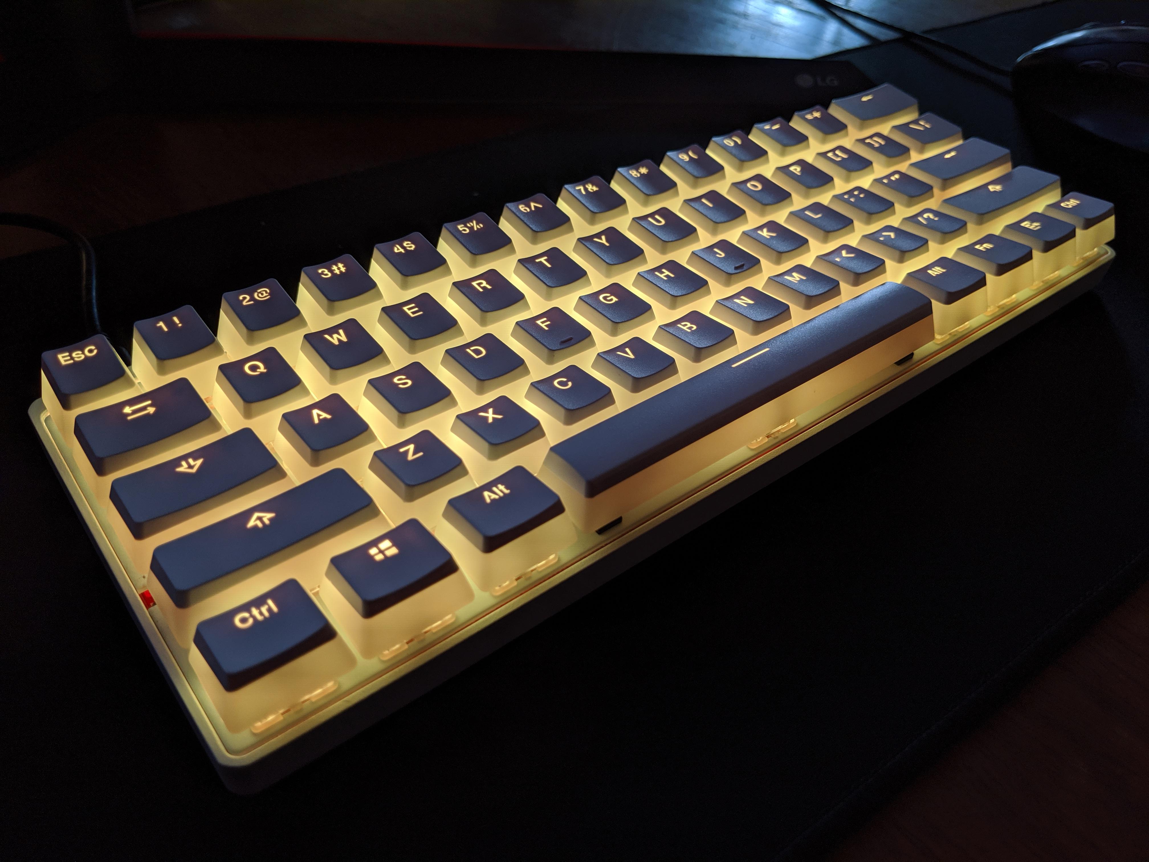HyperX Double Shot PBT Keycaps 104 Mechanical Keycap Set Black