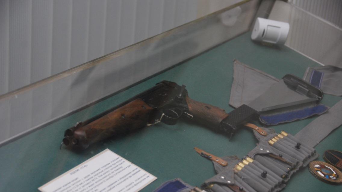 TP82 Cosmonaut Survival Pistol. Break action 3 Barrel 5.45 shotgun combo, used for self defence