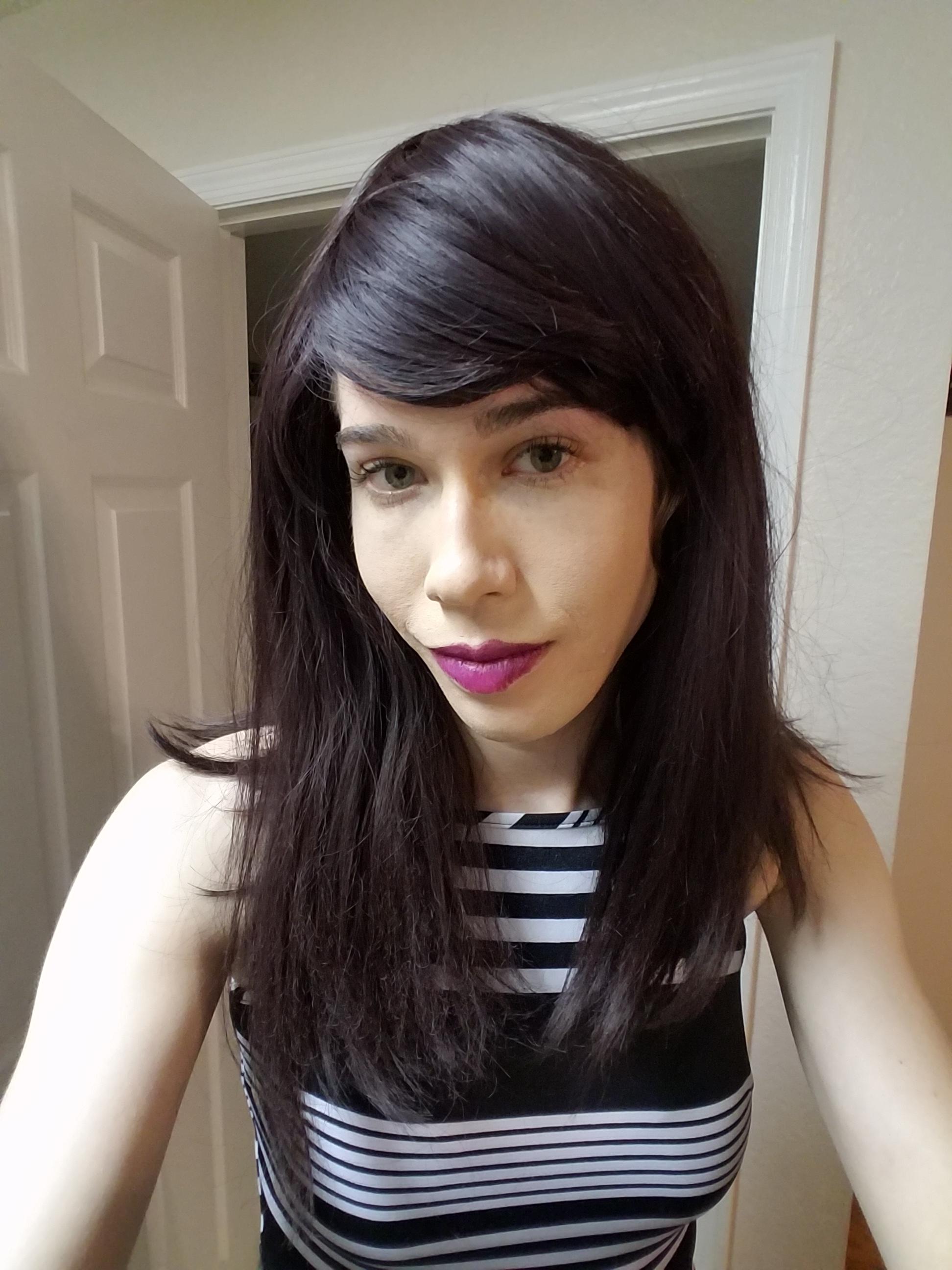 Trying to feel pretty. 😊 crossdressing