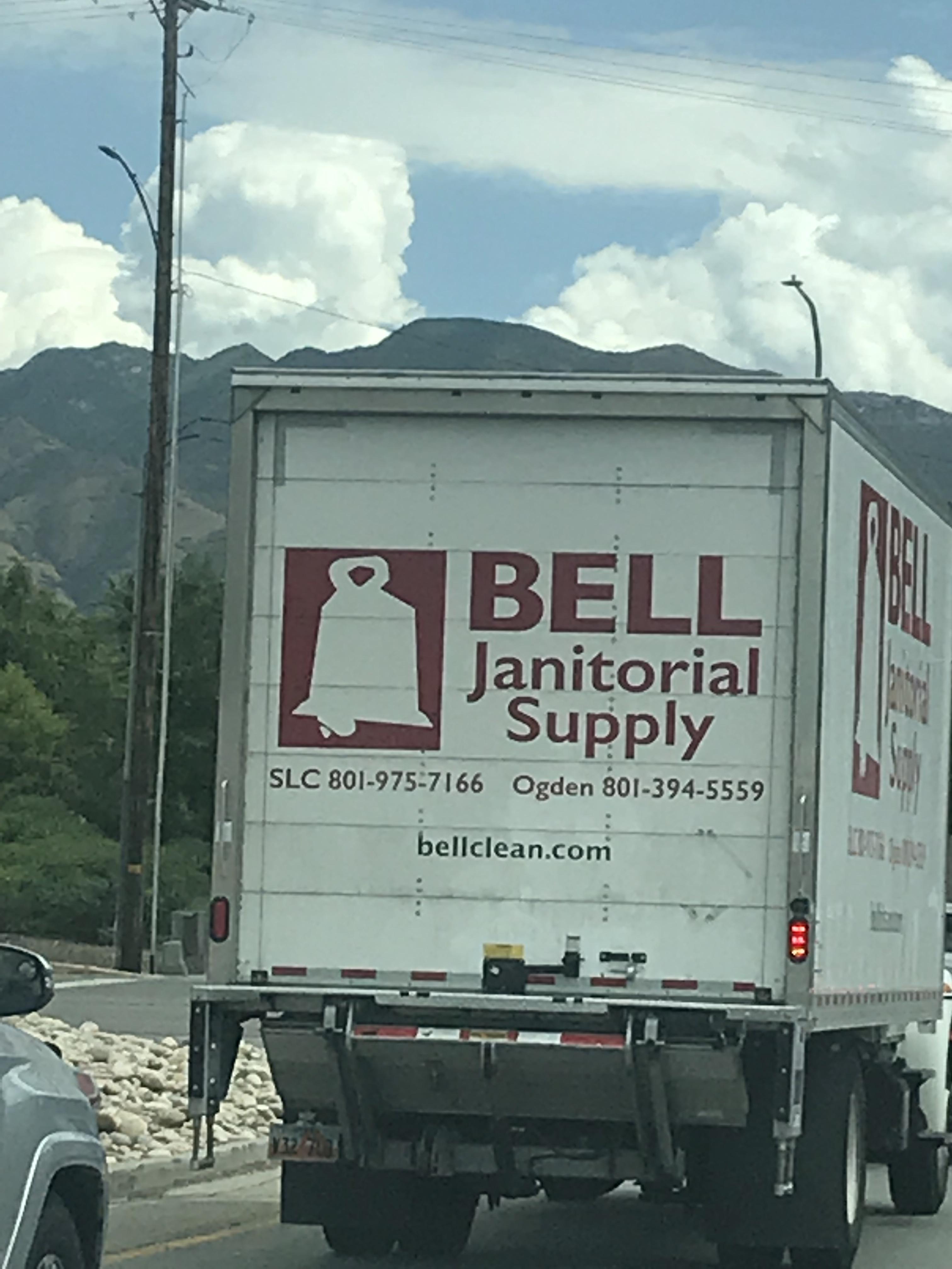 This is the worst logo I’ve ever seen in my entire life. r/CrappyDesign