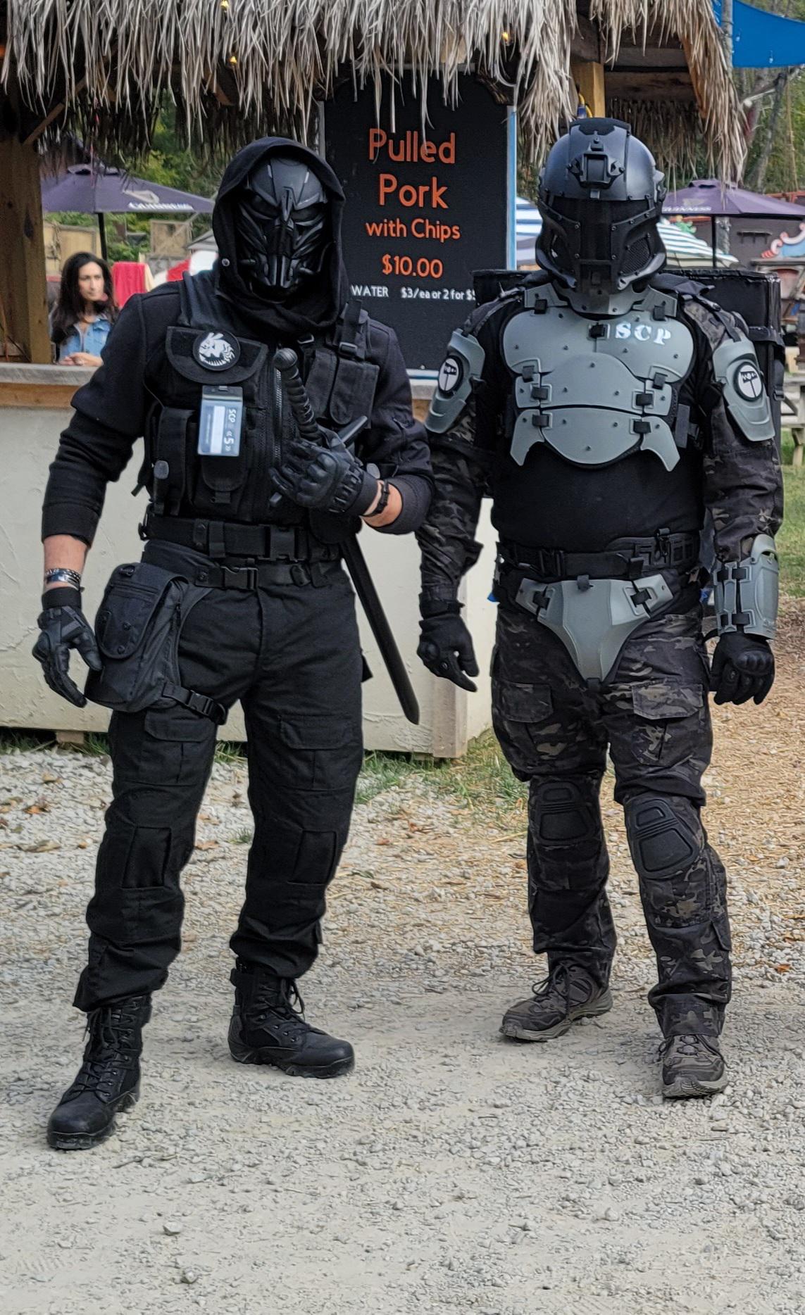 2 MTF personnel meet in the field. White Rabbits(me left), Hammer Down