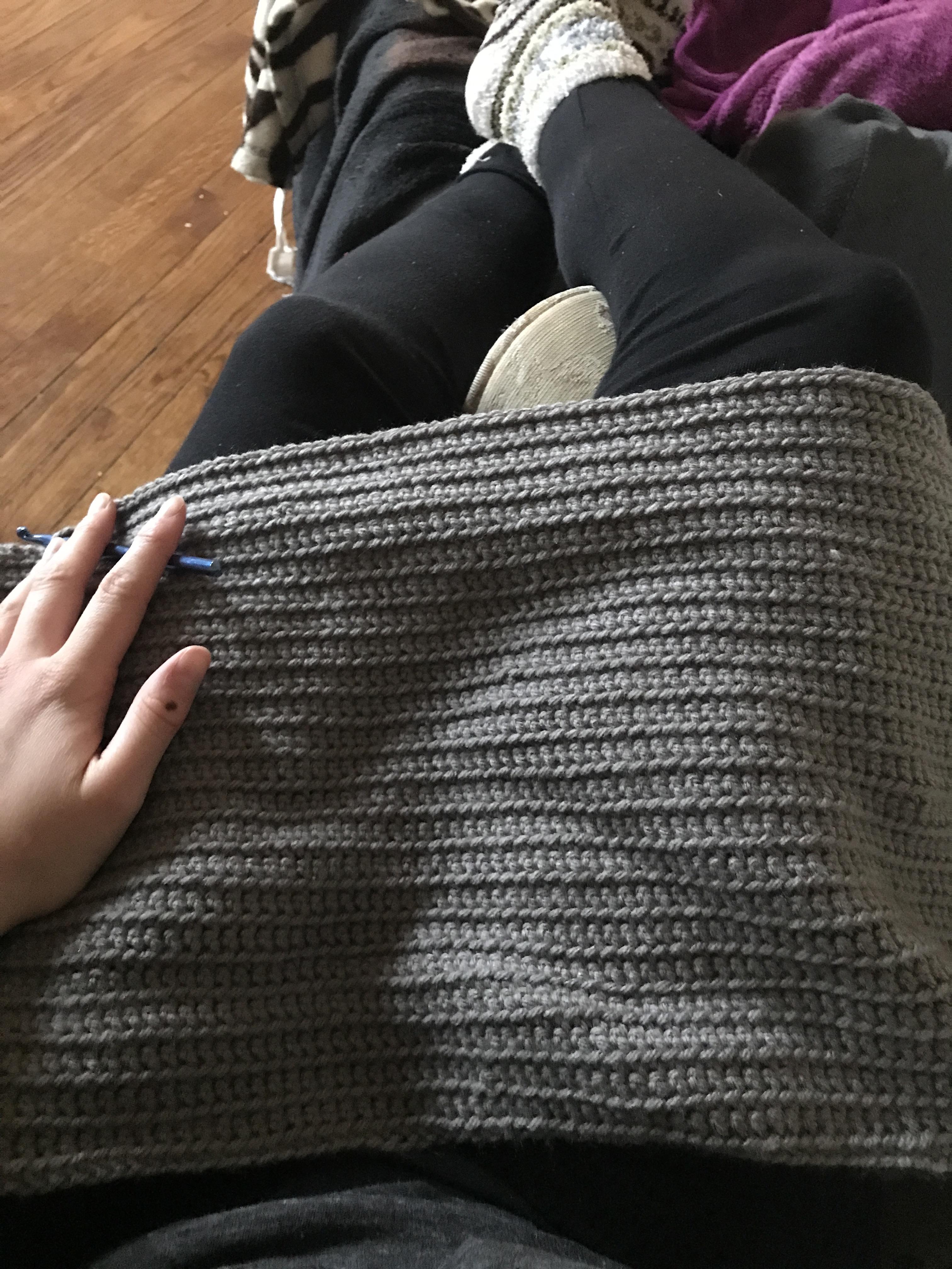 I’m a beginner making a one colored blanket for her boyfriend during