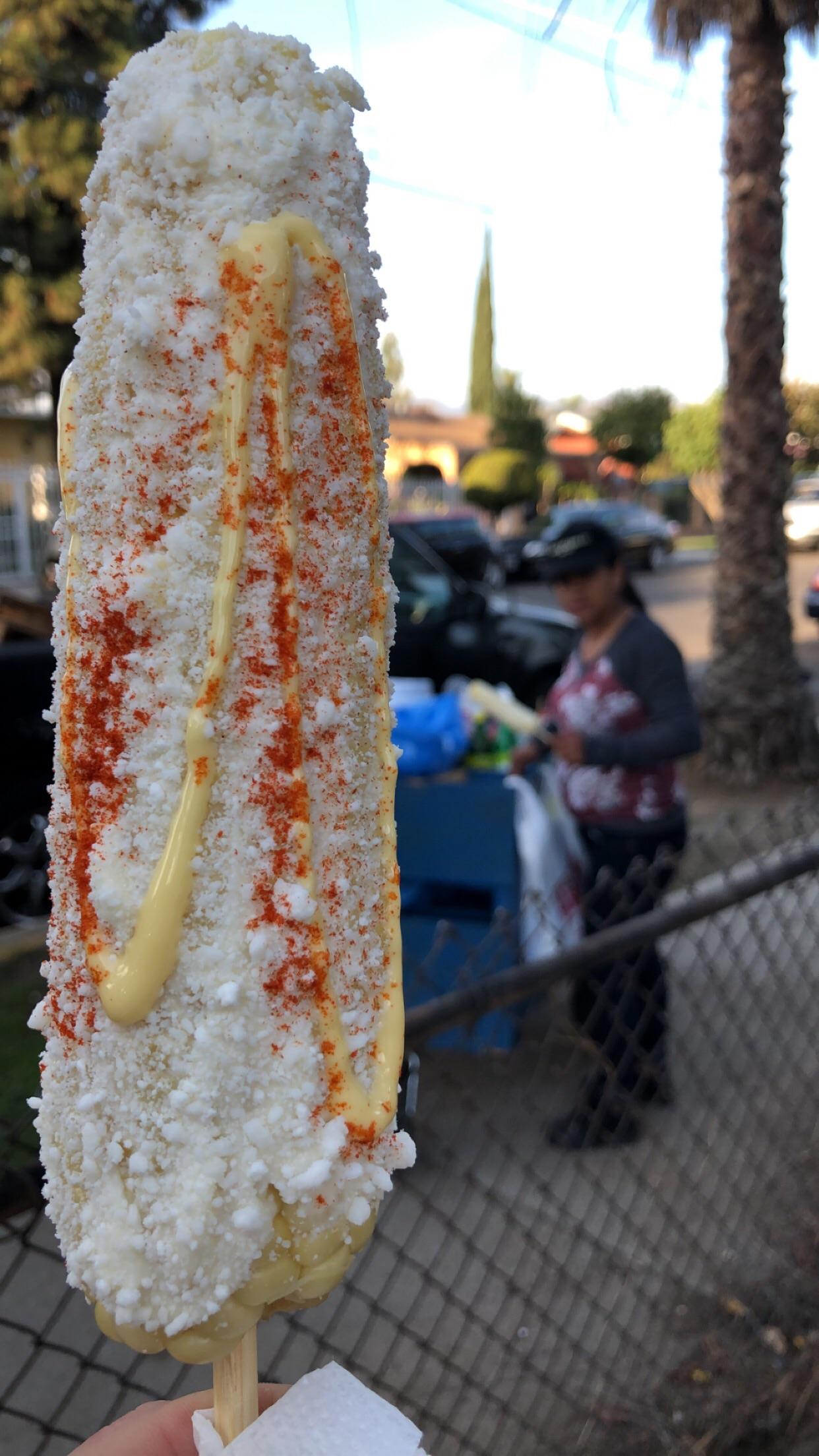 Hood perks The Elote lady r/LosAngeles