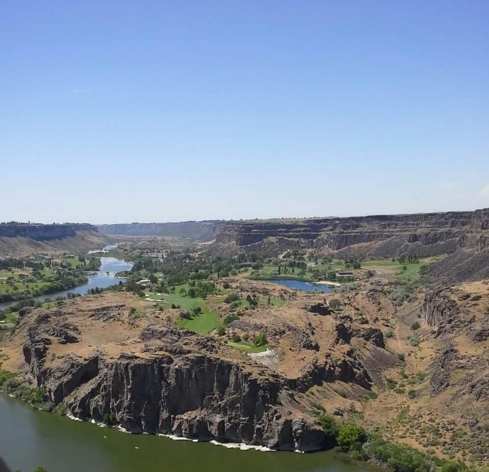 Snake River Valley, Twin Falls, Idaho. [OC][960x927] r/EarthPorn