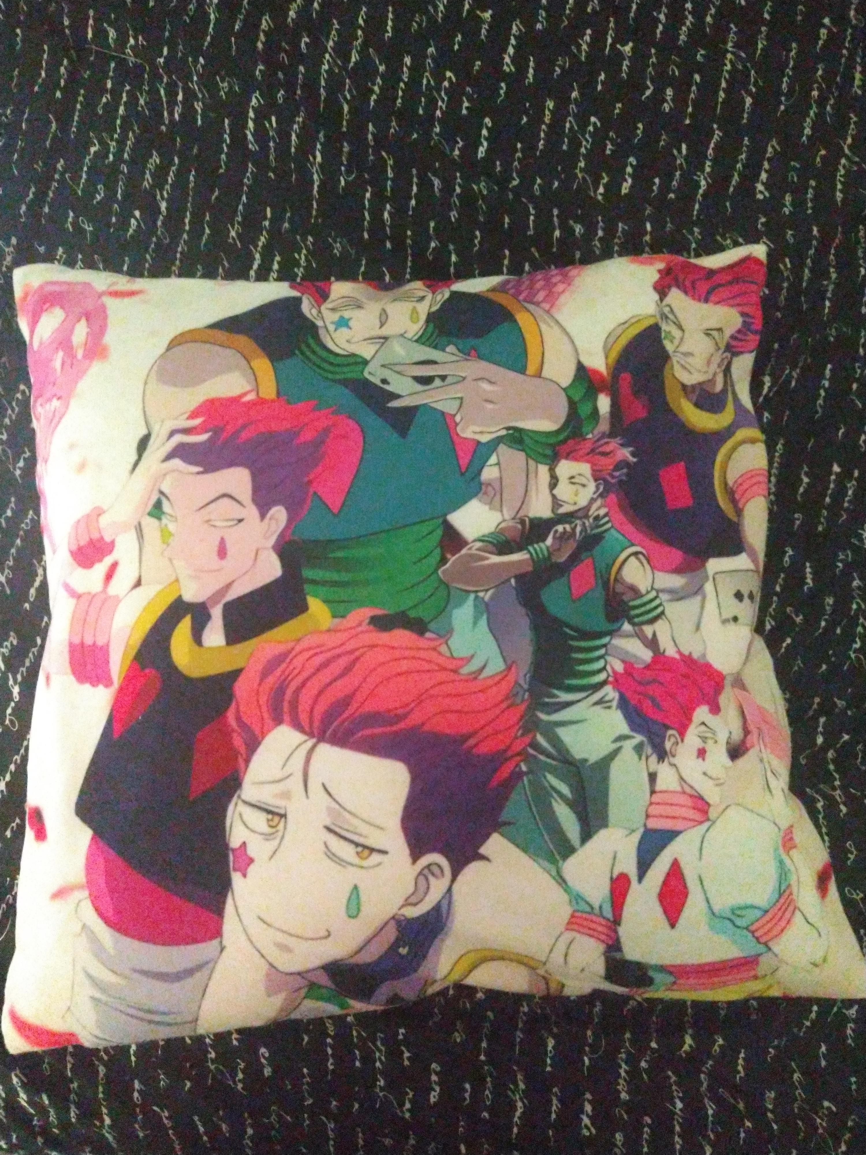Got my Hisoka pillow from Amazon r/HunterXHunter