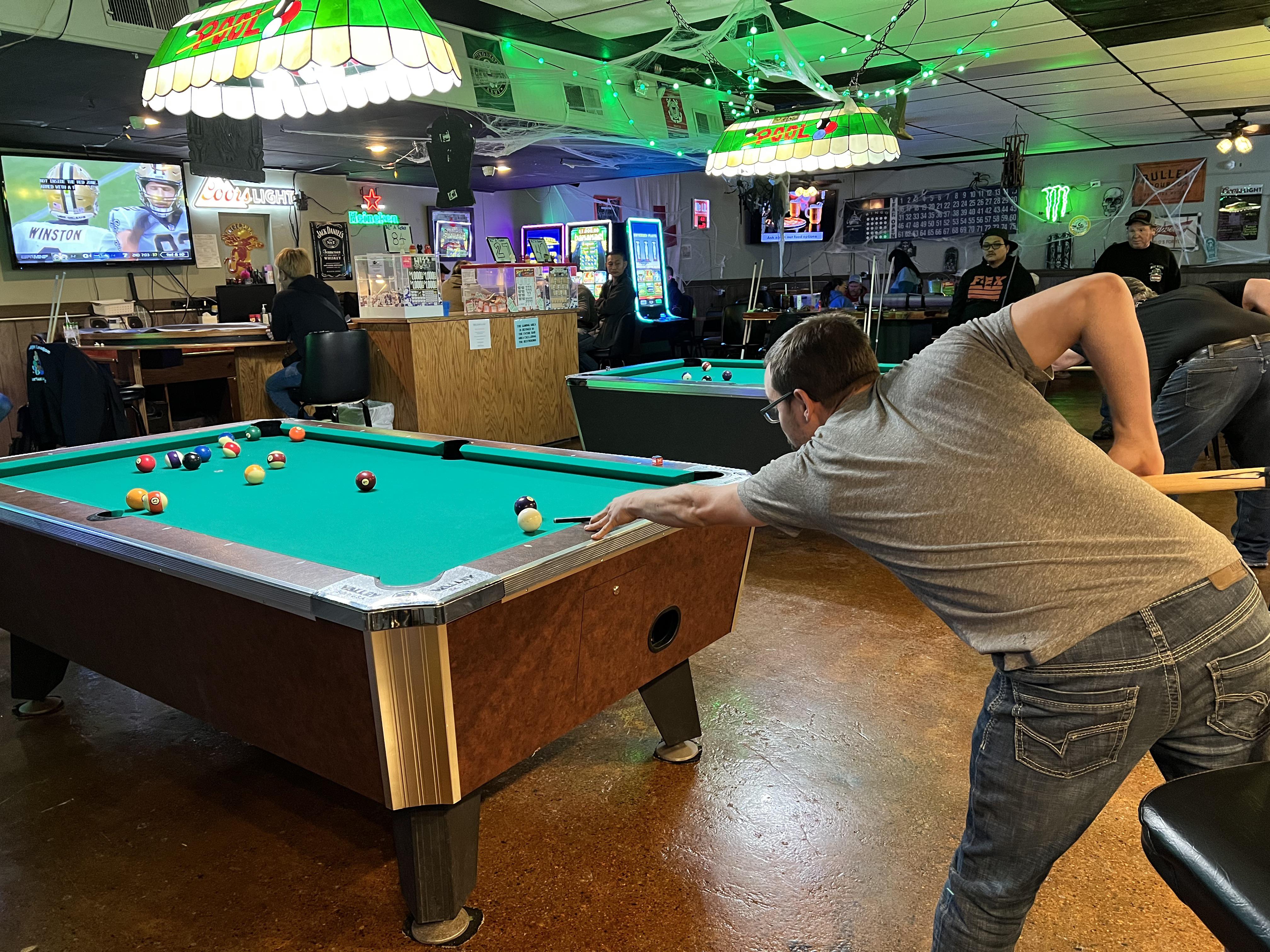 8ball tourney night in western ND. Small towns make big shooters. r/billiards