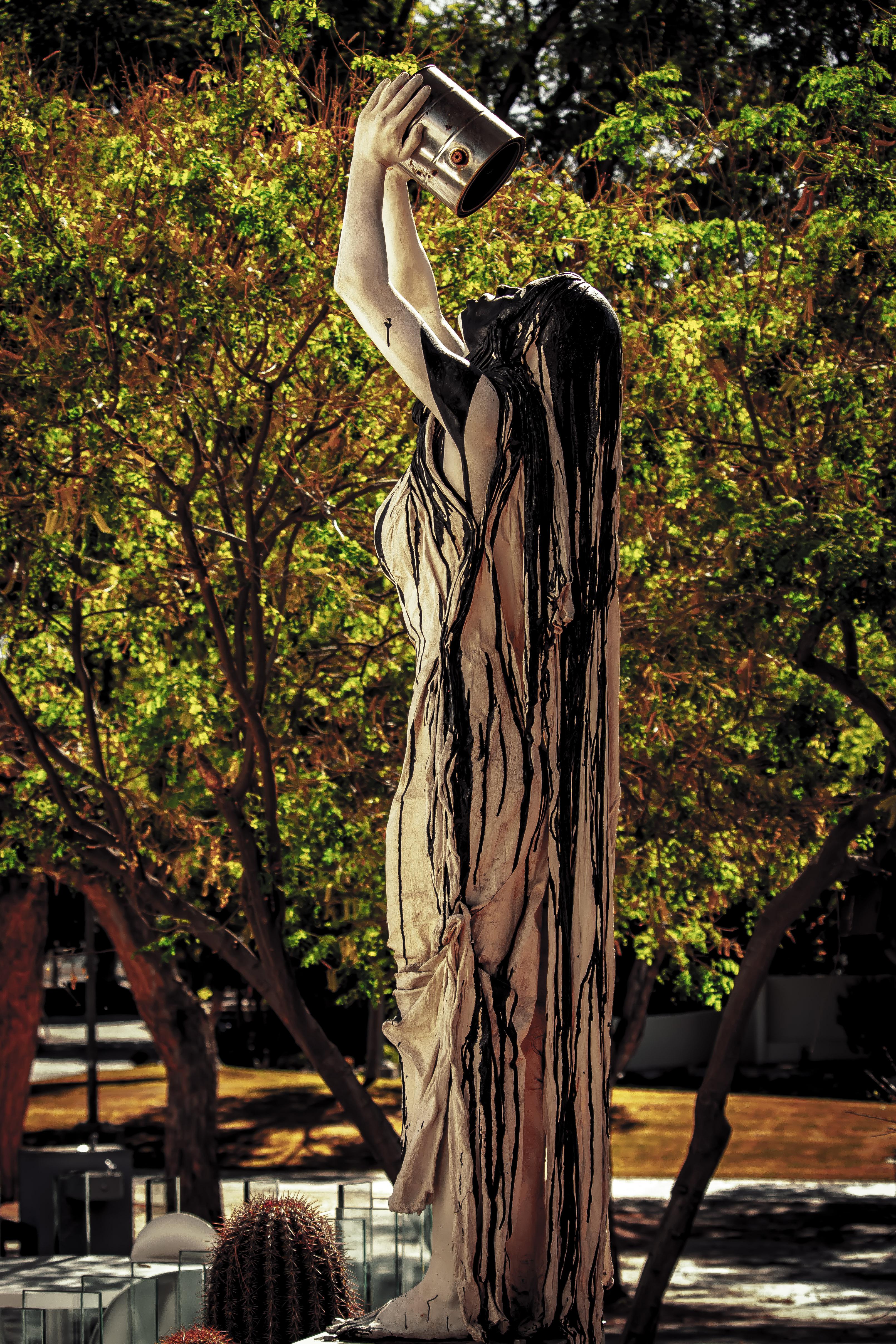 Statue in my hometown. r/pics