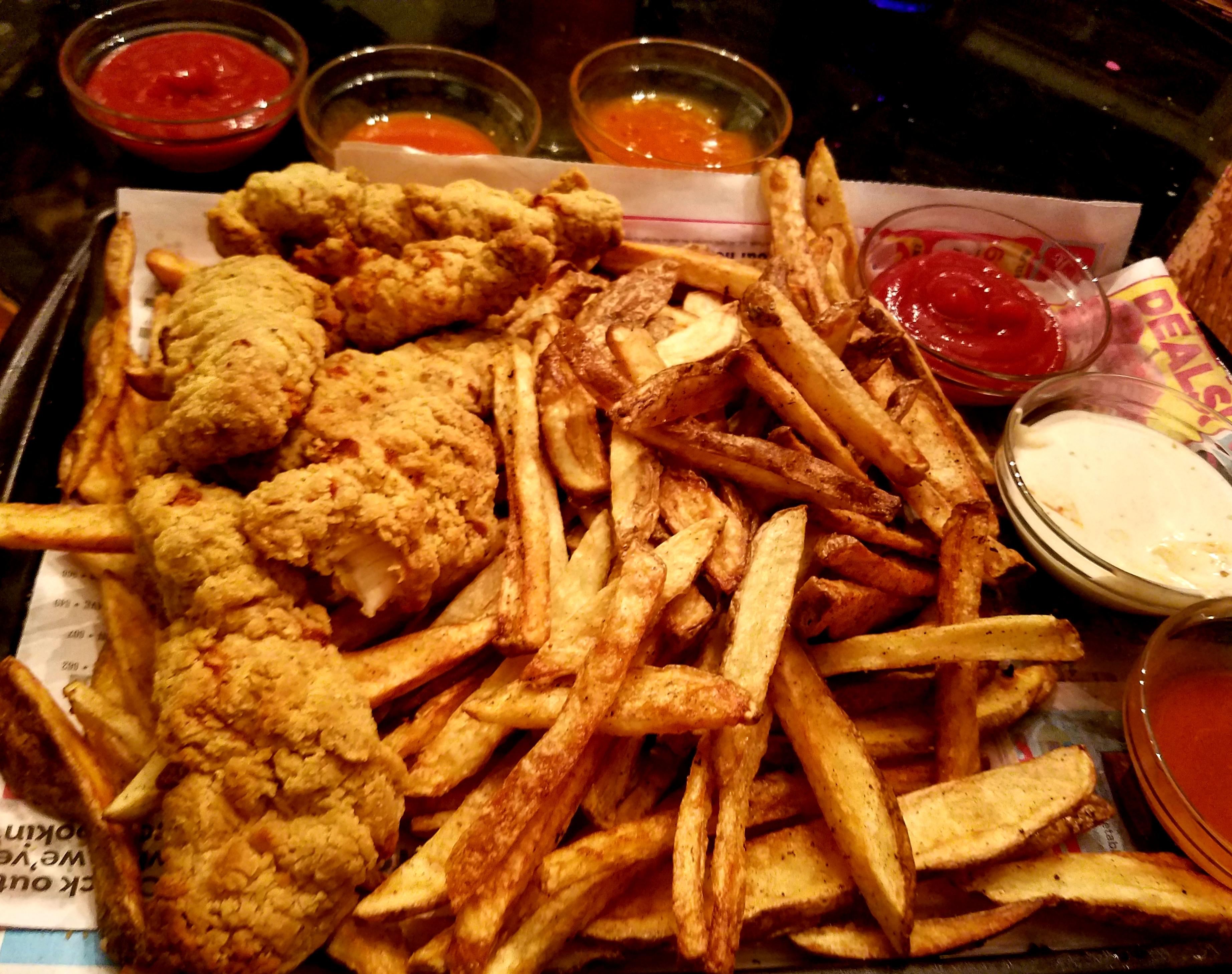 Fried chicken and french fries [homemade] r/food