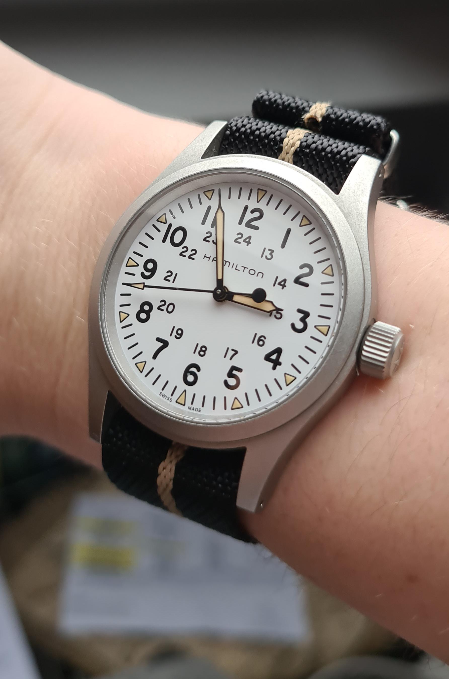 [Hamilton] Khaki Field White Dial r/Watches