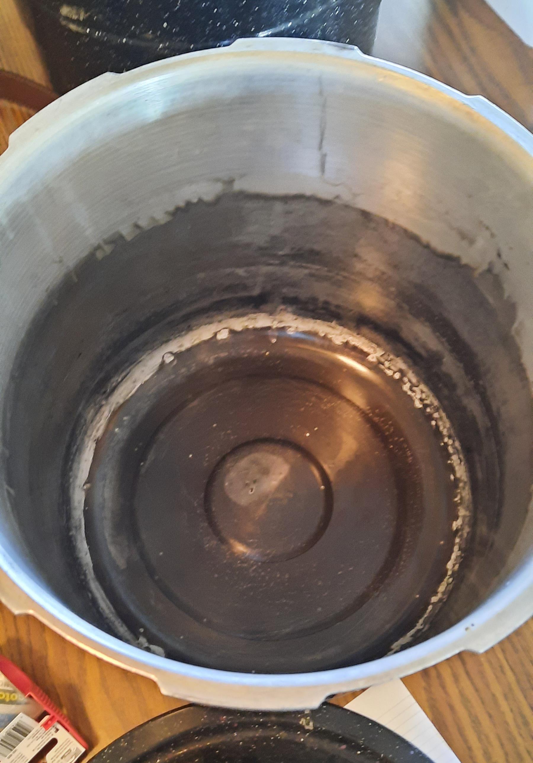 My mom gave me her 22qt Mirro pressure canner (92122). Does this need