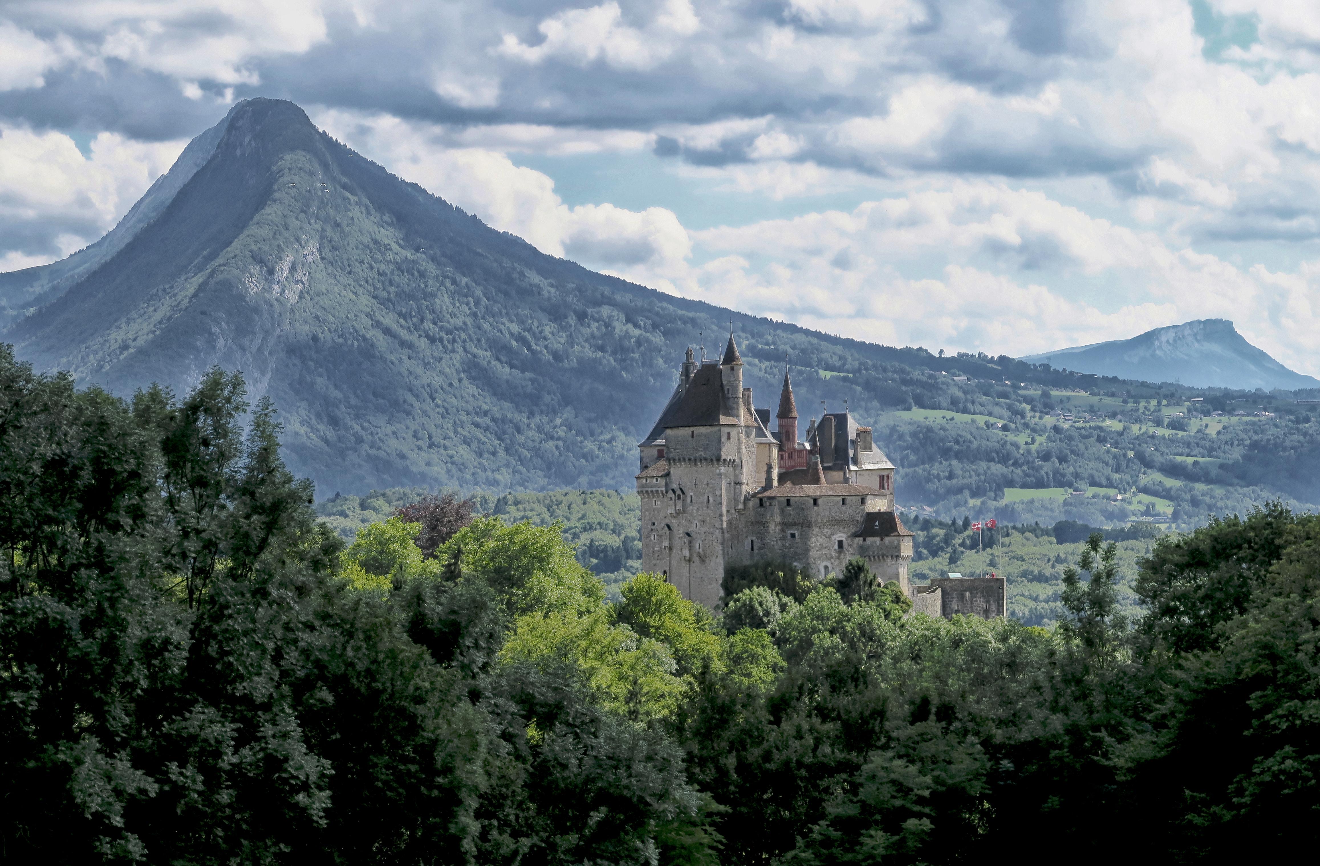 Château de MenthonSaintBernard, HauteSavoie, France r/castles