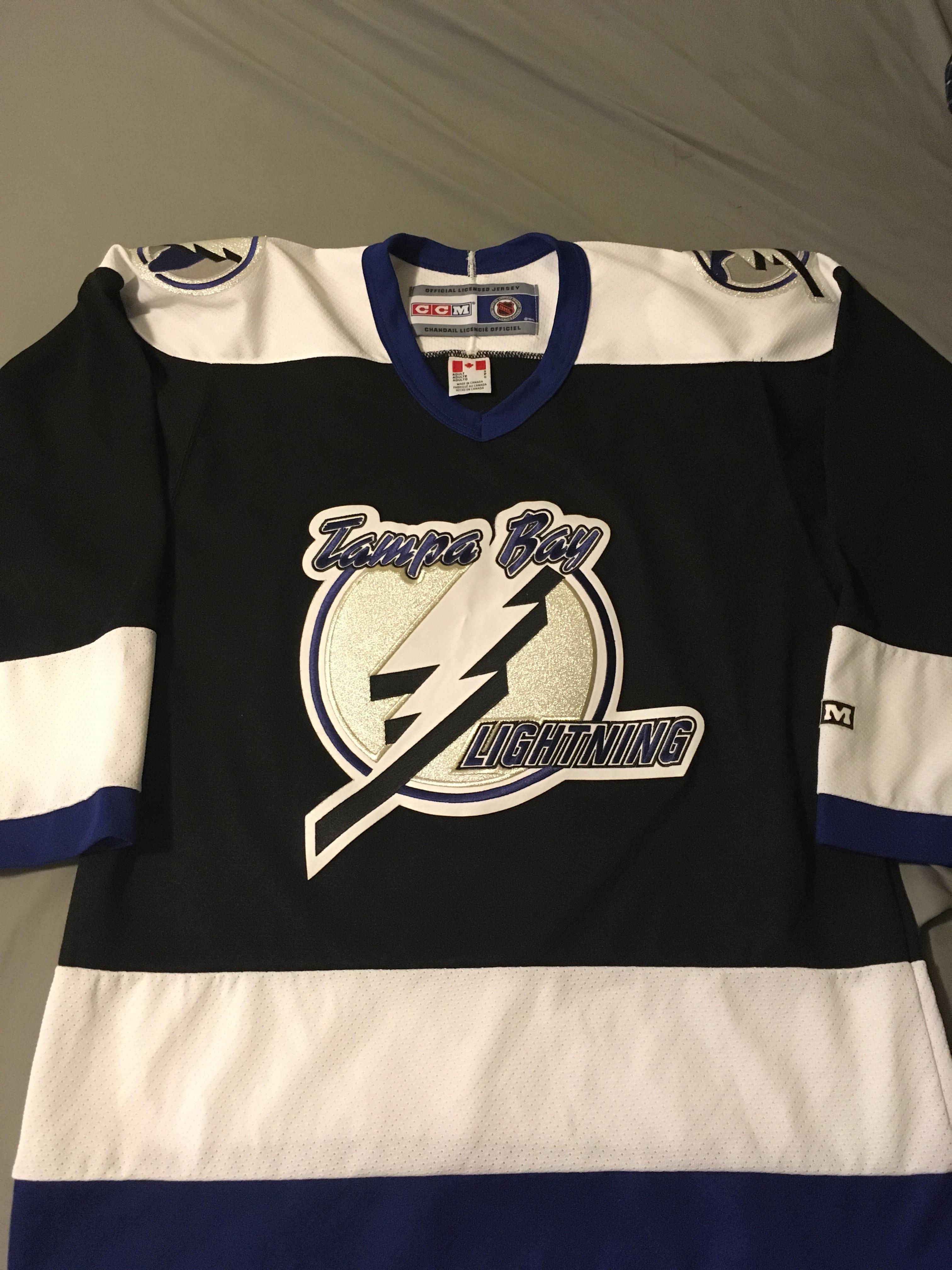 Finally got my vintage Lightning jersey! r/hockeyjerseys