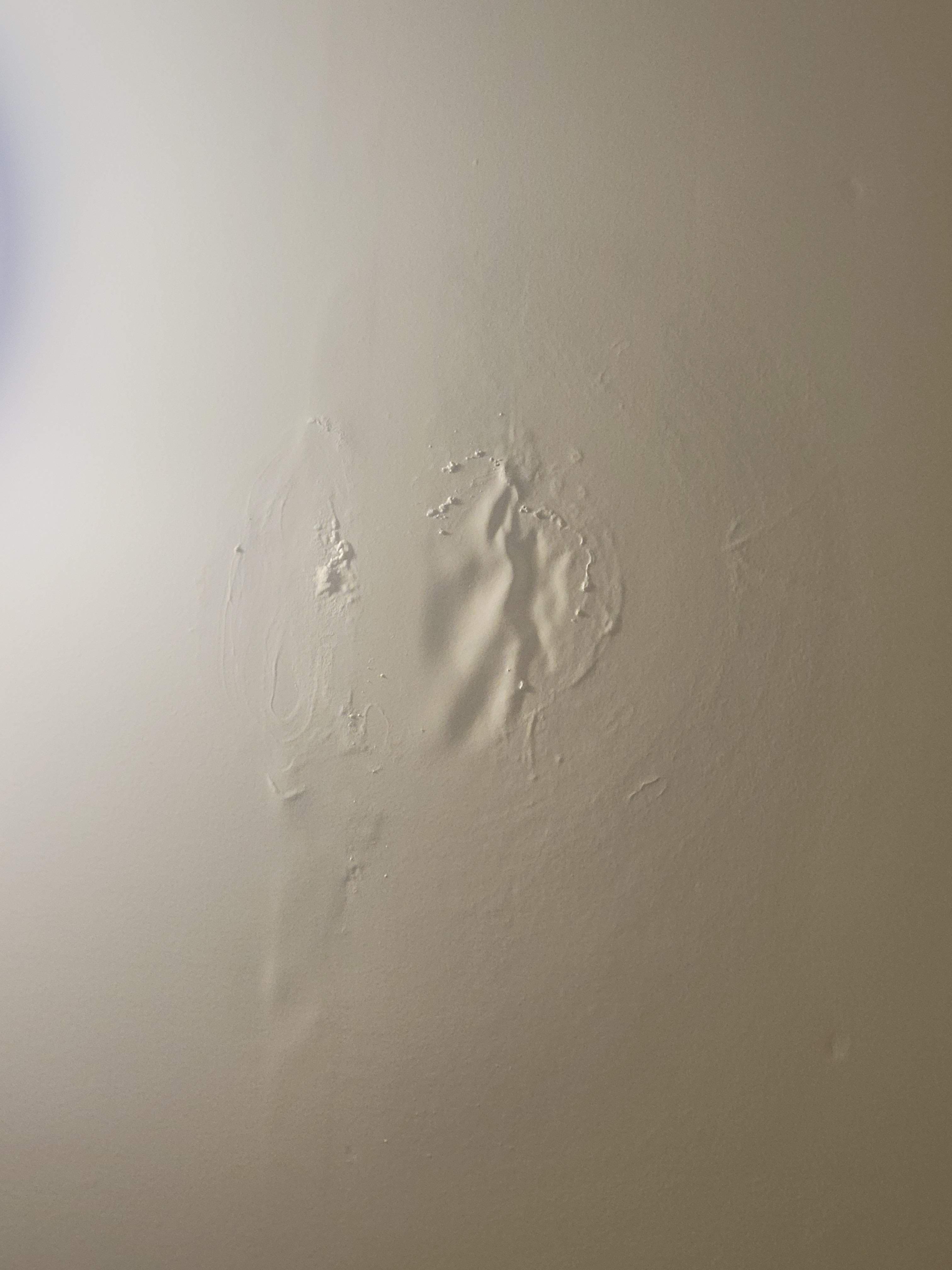 Help Please Wrinkles in Ceiling r/fixit