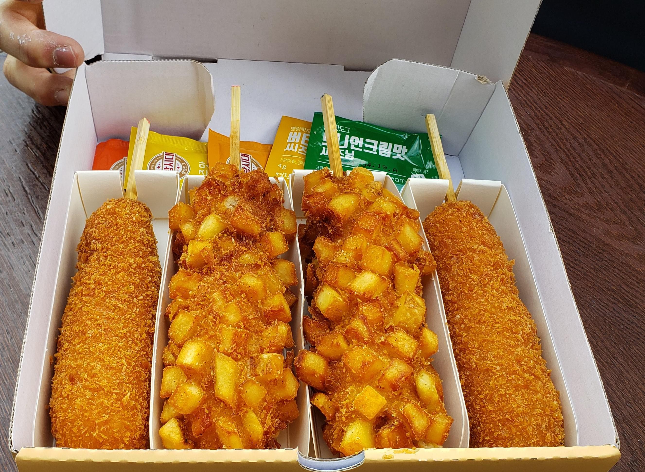 [I Ate] Korean Hot Dogs r/food