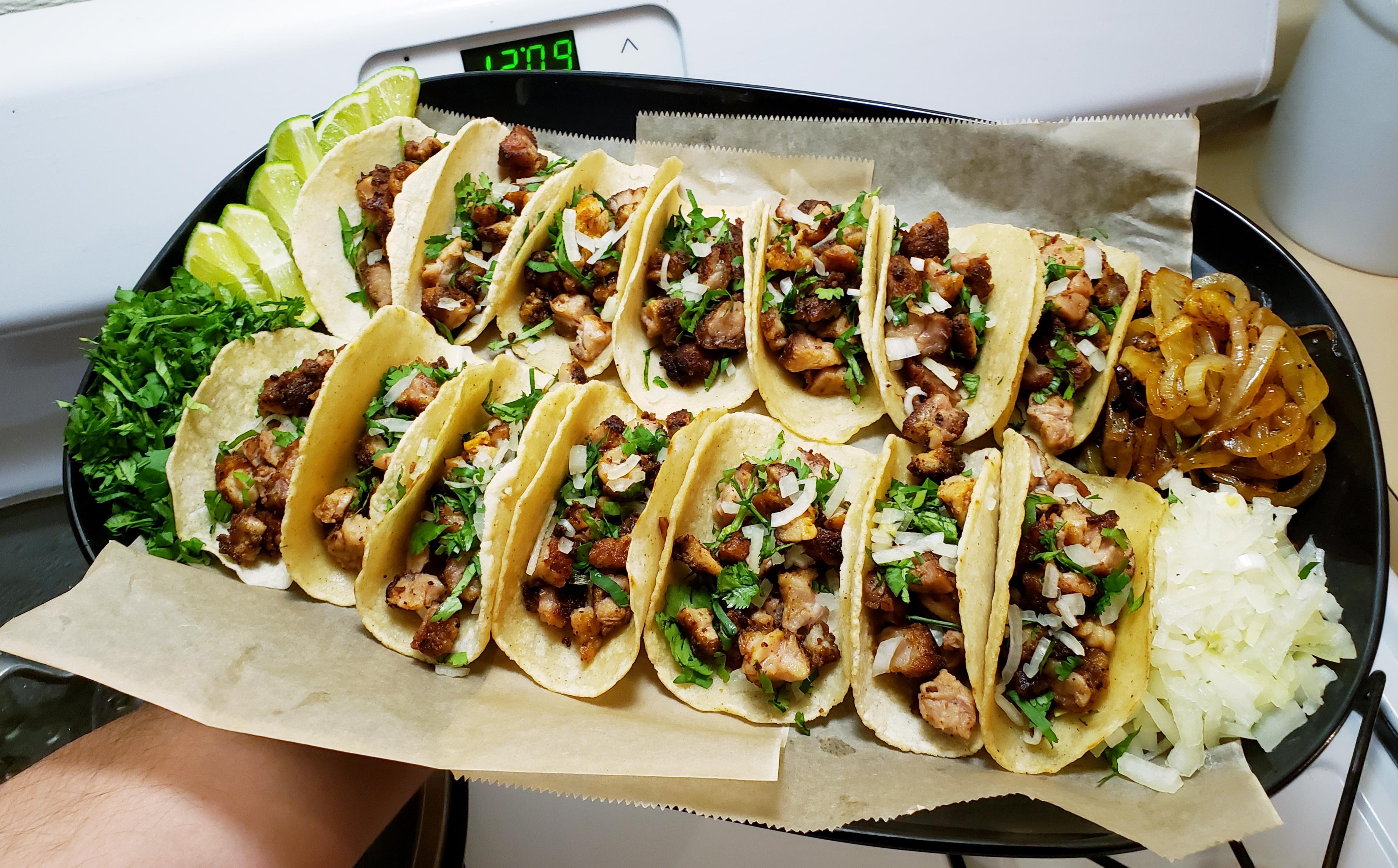 [Homemade] Late Night Tacos de Molleja w/homemade tortillas. r/food