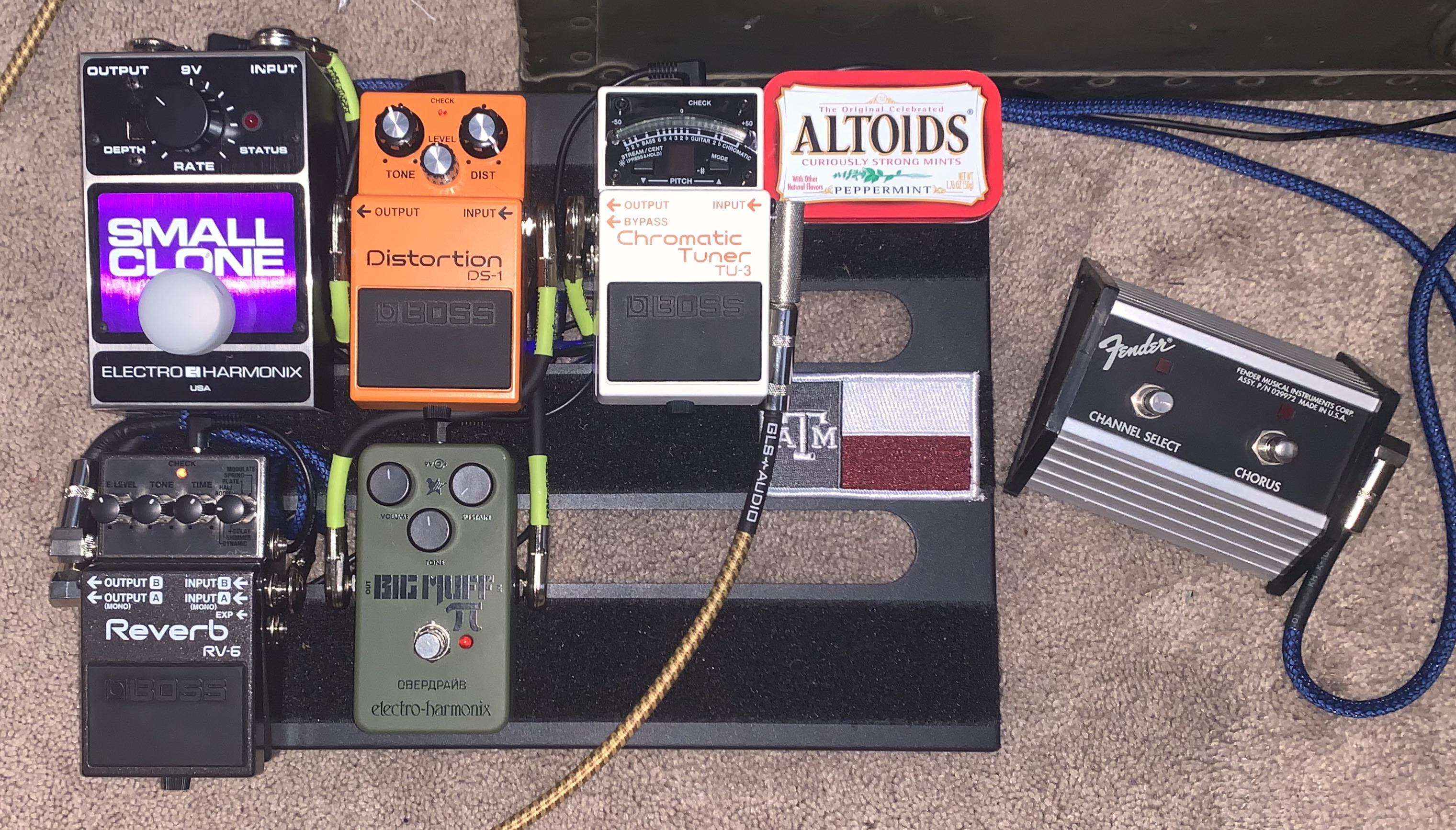 My first real pedal board! Next I’m going to try and get a mxr stereo