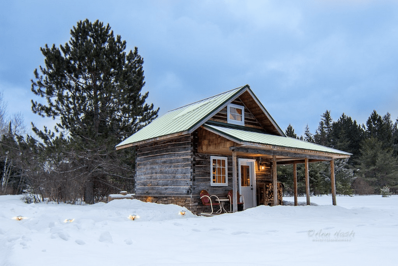 120 yrold tiny cabin, Biwabik, MN, USA [850x547] r/CabinPorn