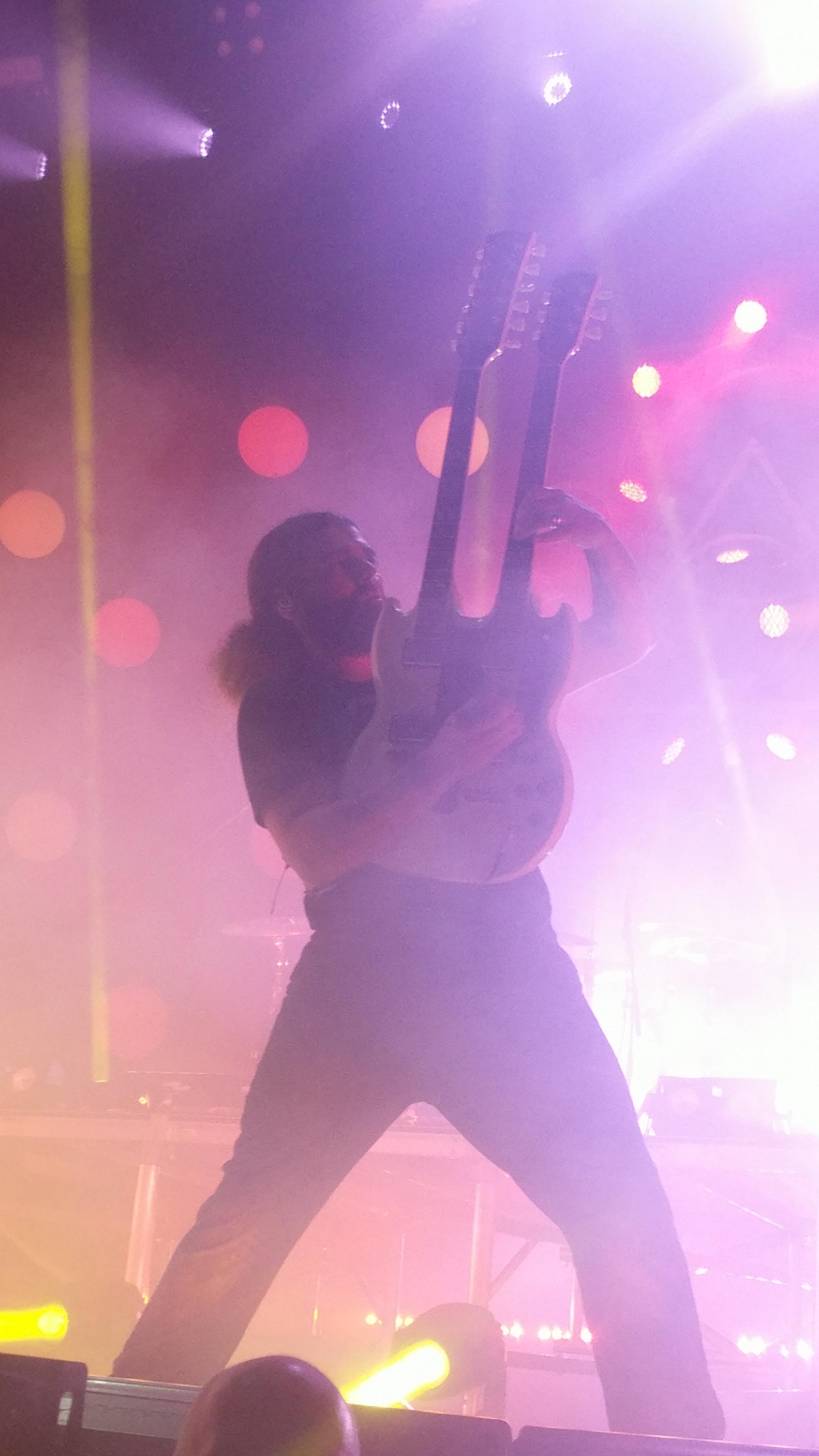 From the Jacksonville show tonight! r/TheFence