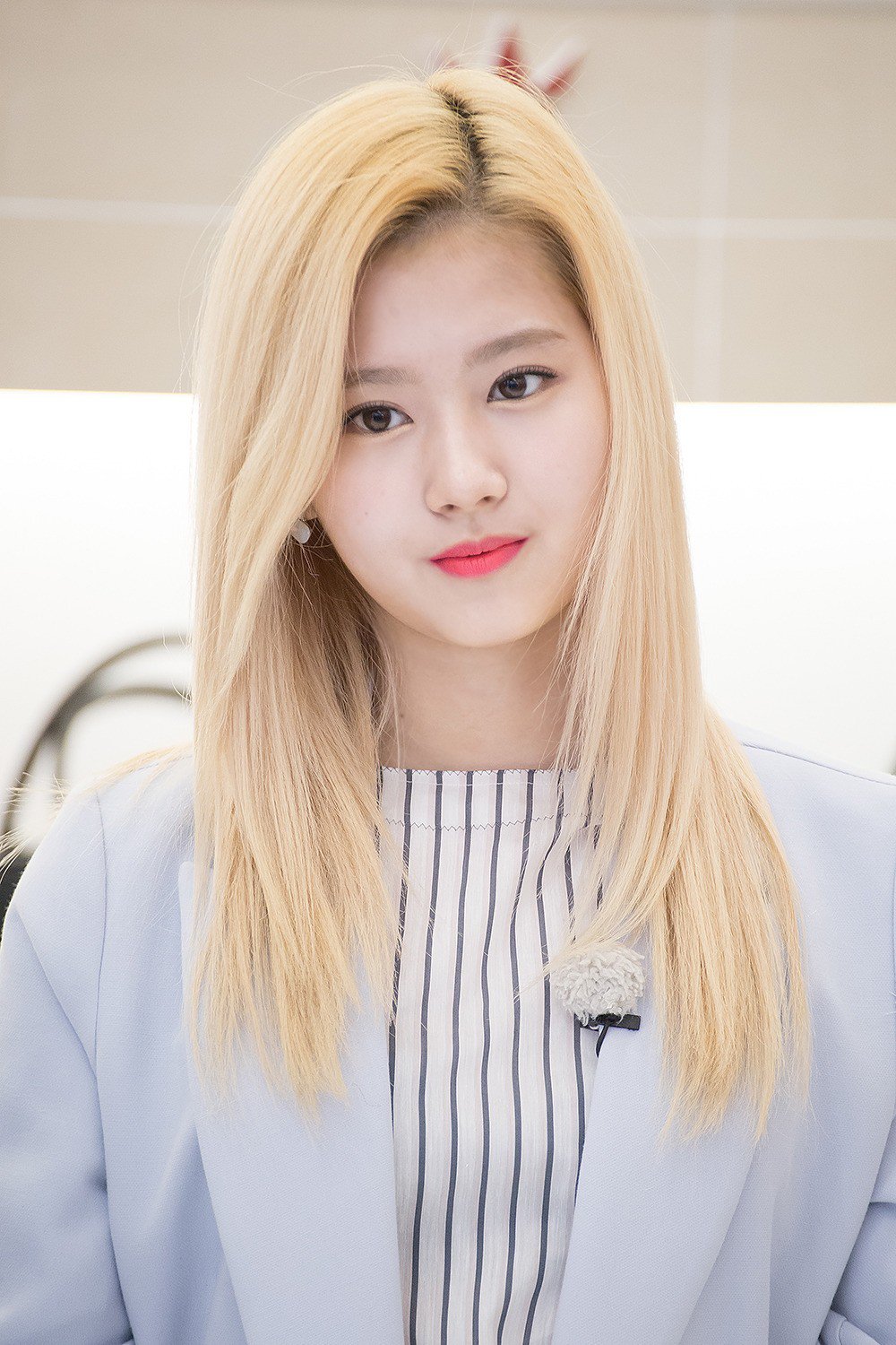 Sana r/twice