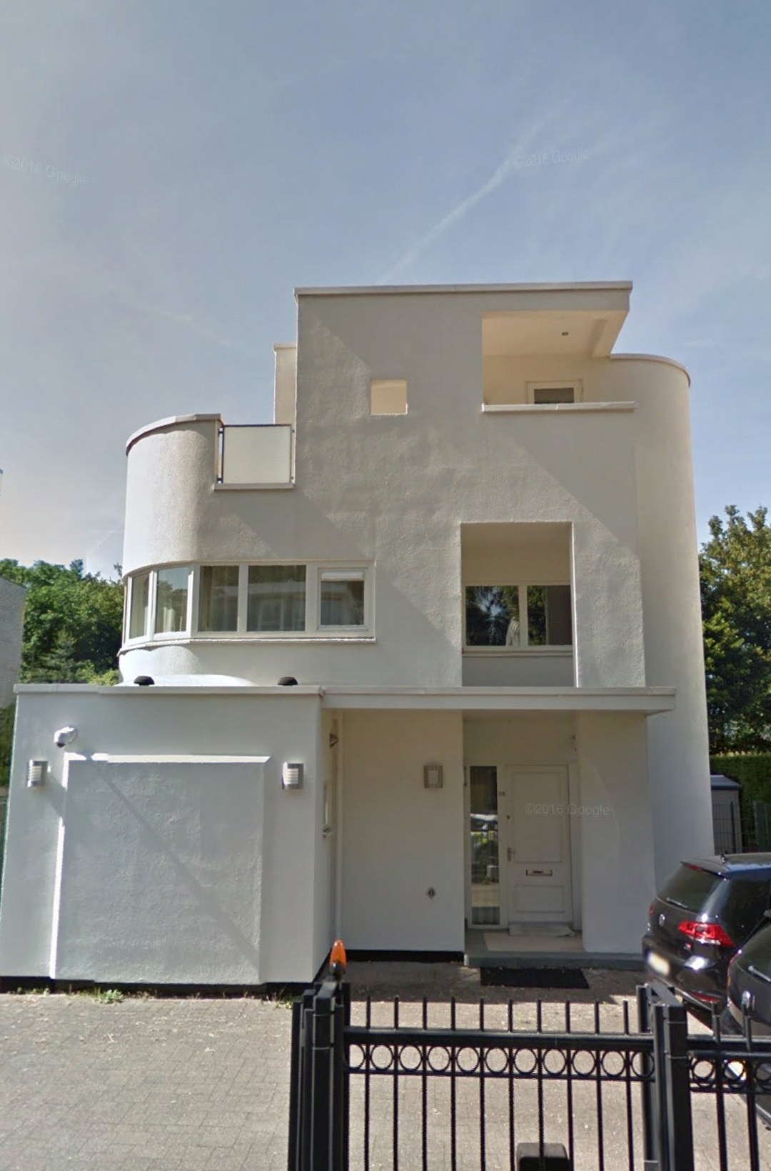 House in my neighbourhood r/accidentalswastika