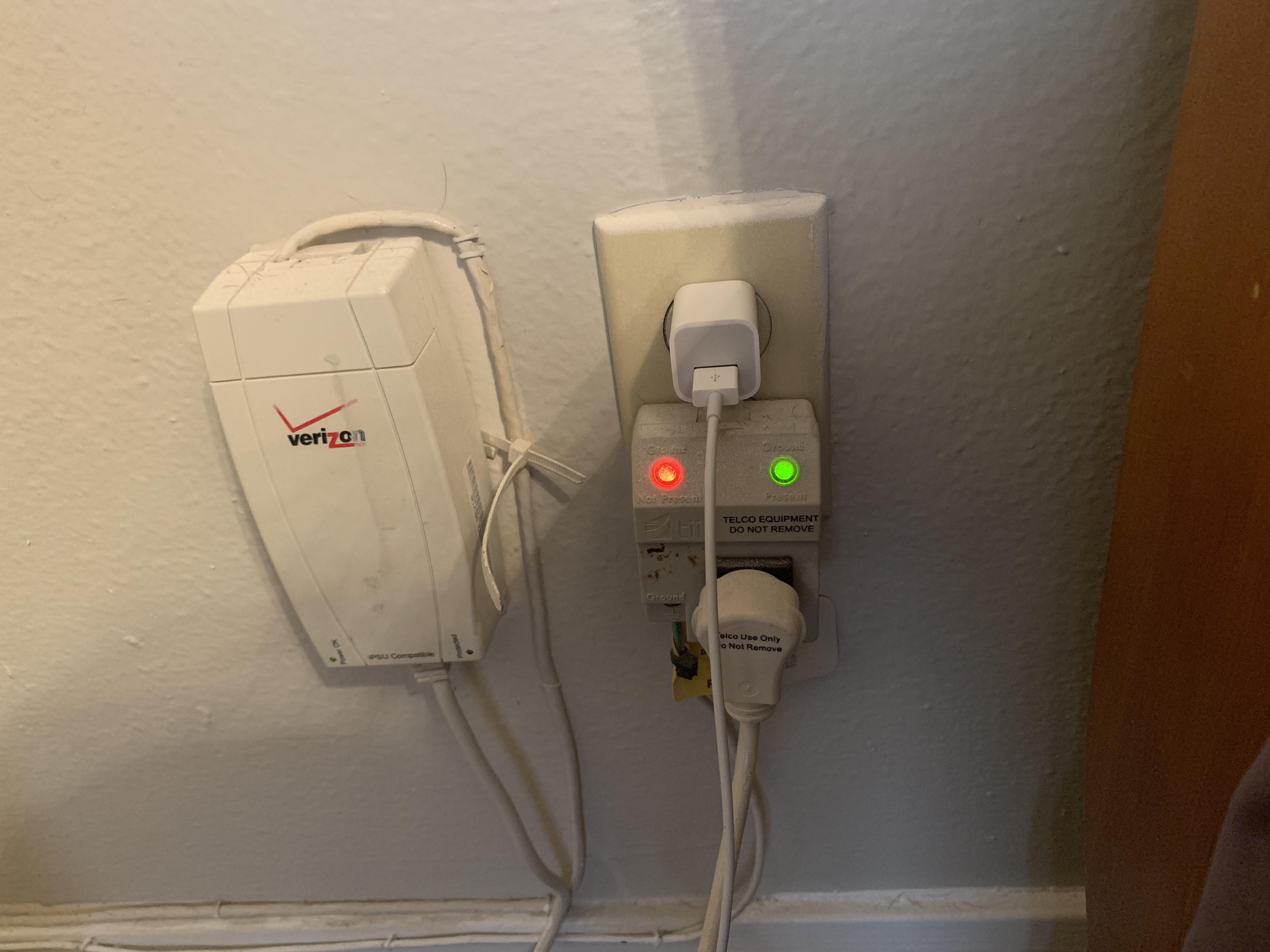 Can Anyone Identify This Equipment? r/verizon