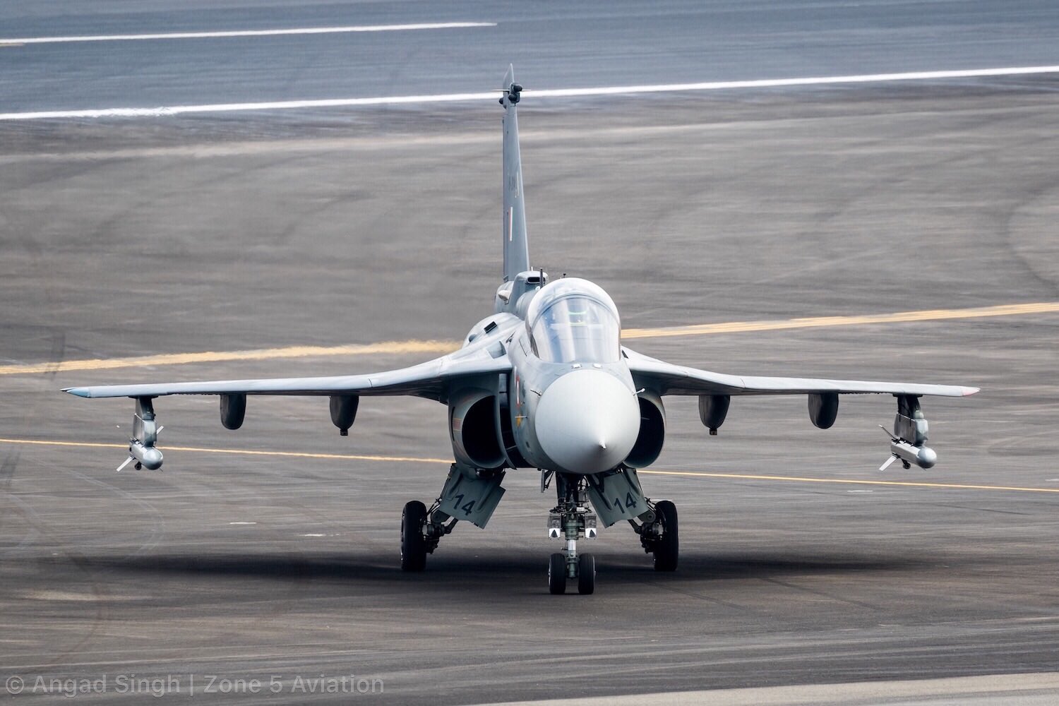 LCA Tejas[1500x1000] MilitaryPorn
