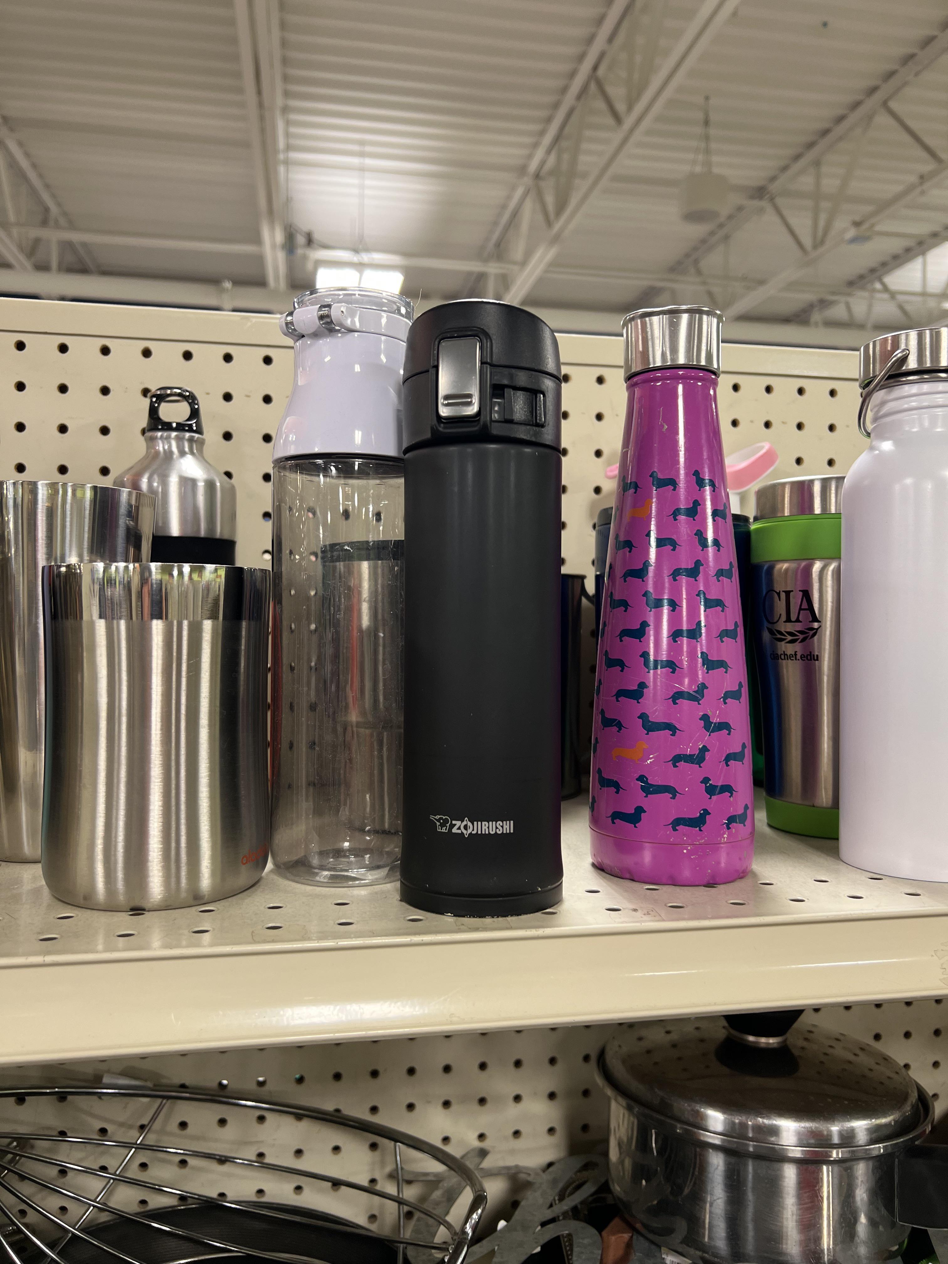 Not quite the Zojirushi I was looking for.. r/ThriftStoreHauls