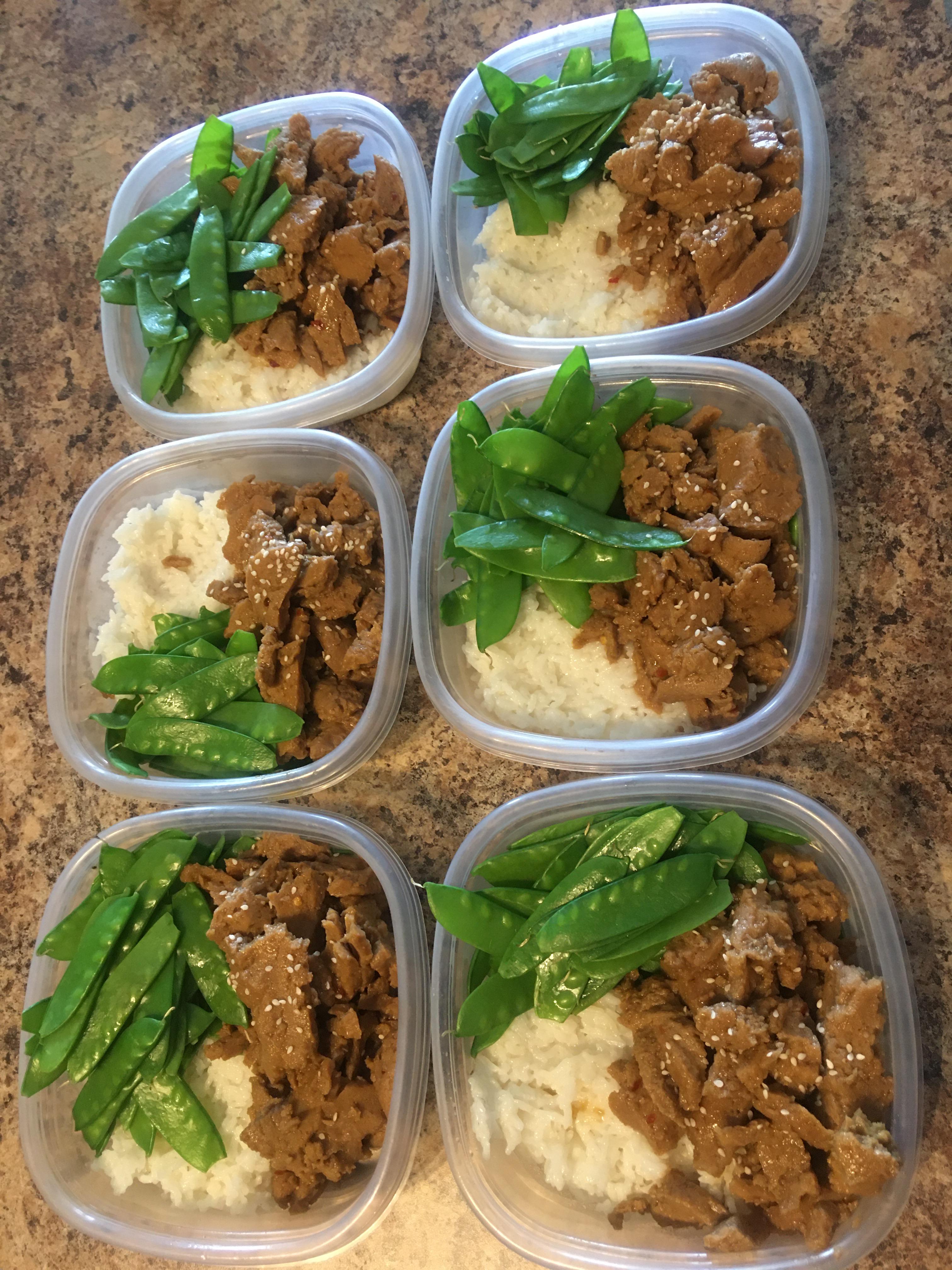 Sesame seitan 603 calories/67g carbs/14g fat/51g protein r/veganmealprep