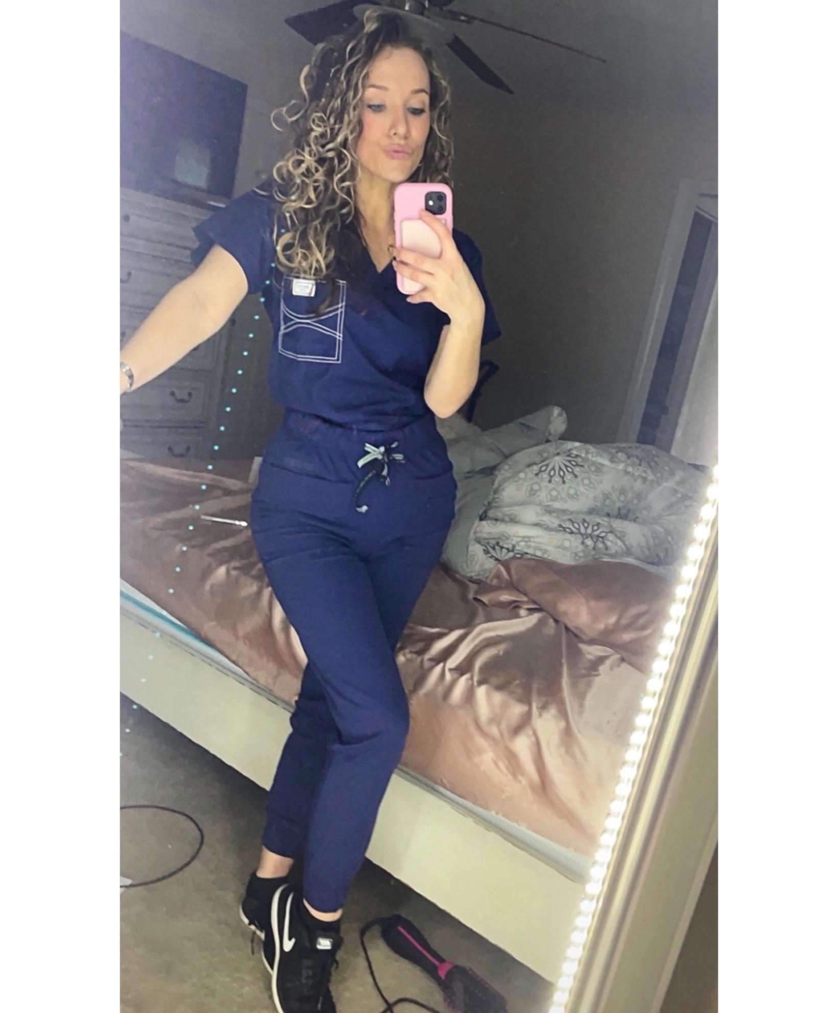 Found that high waisted jogger scrubs make me feel the most comfortable