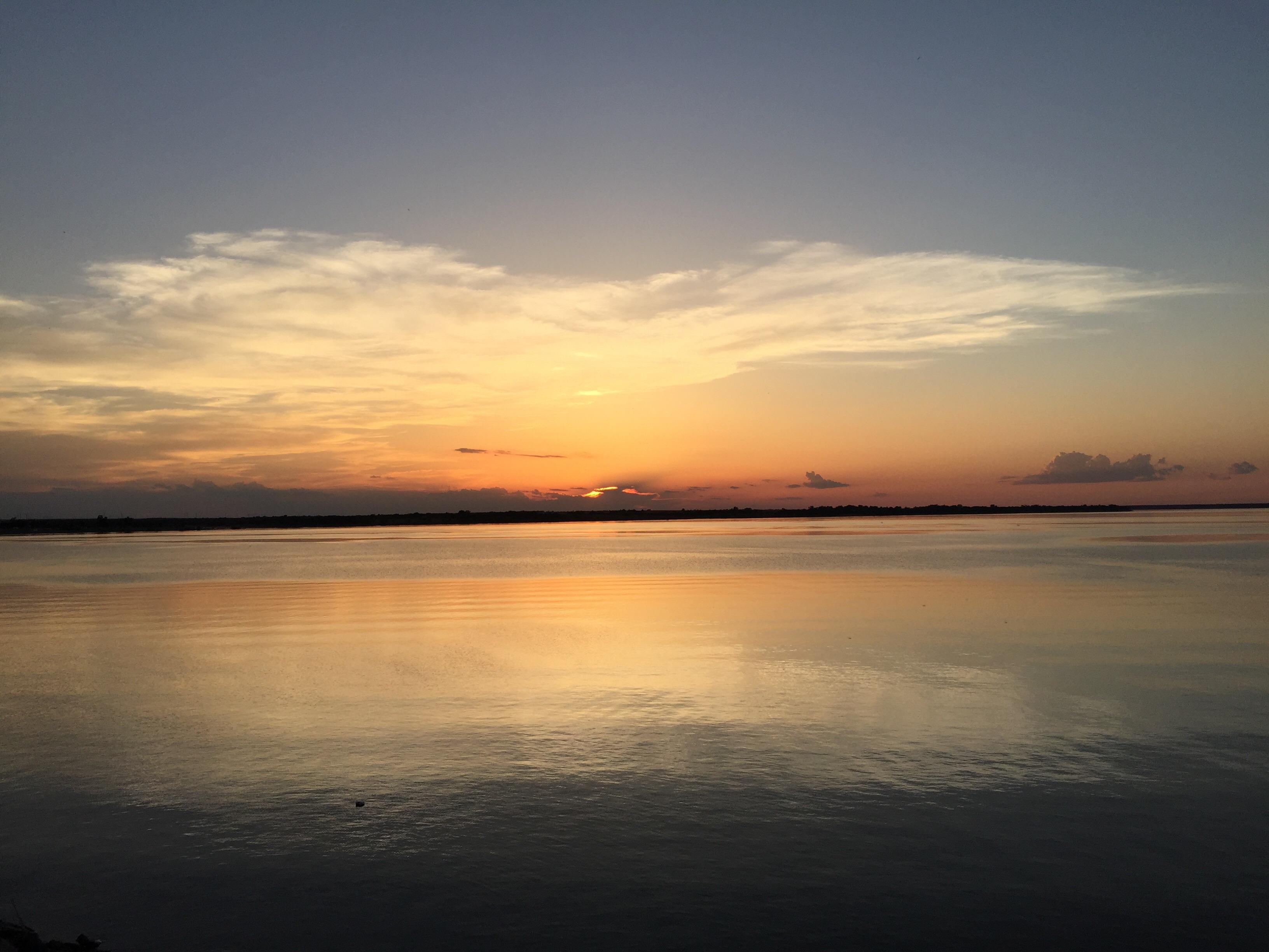 A calm Canton Lake. Western Oklahoma has some nice scenery as well. r/oklahoma