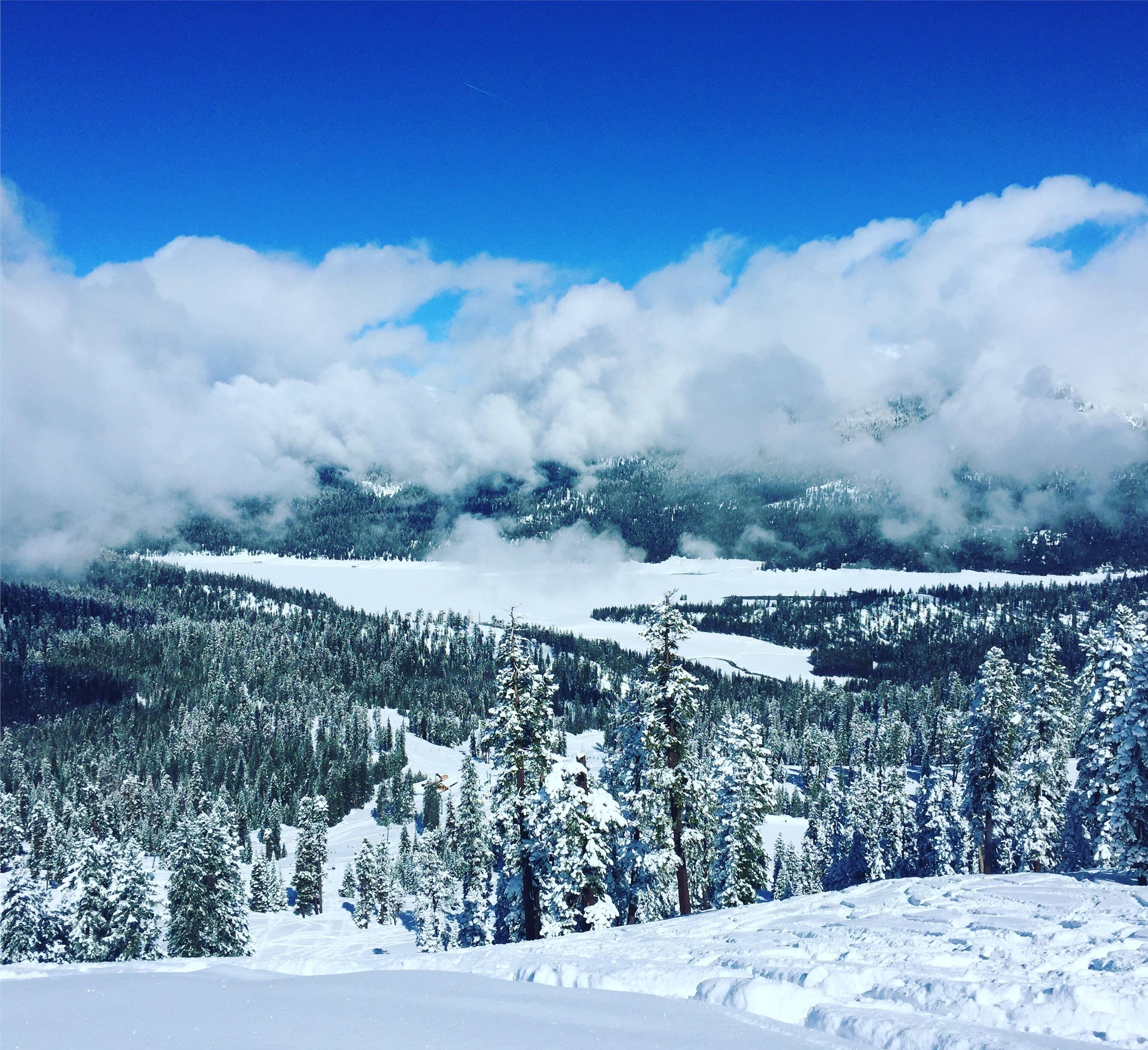 Huntington Lake, CA this past weekend. [OC] [1334x750] r