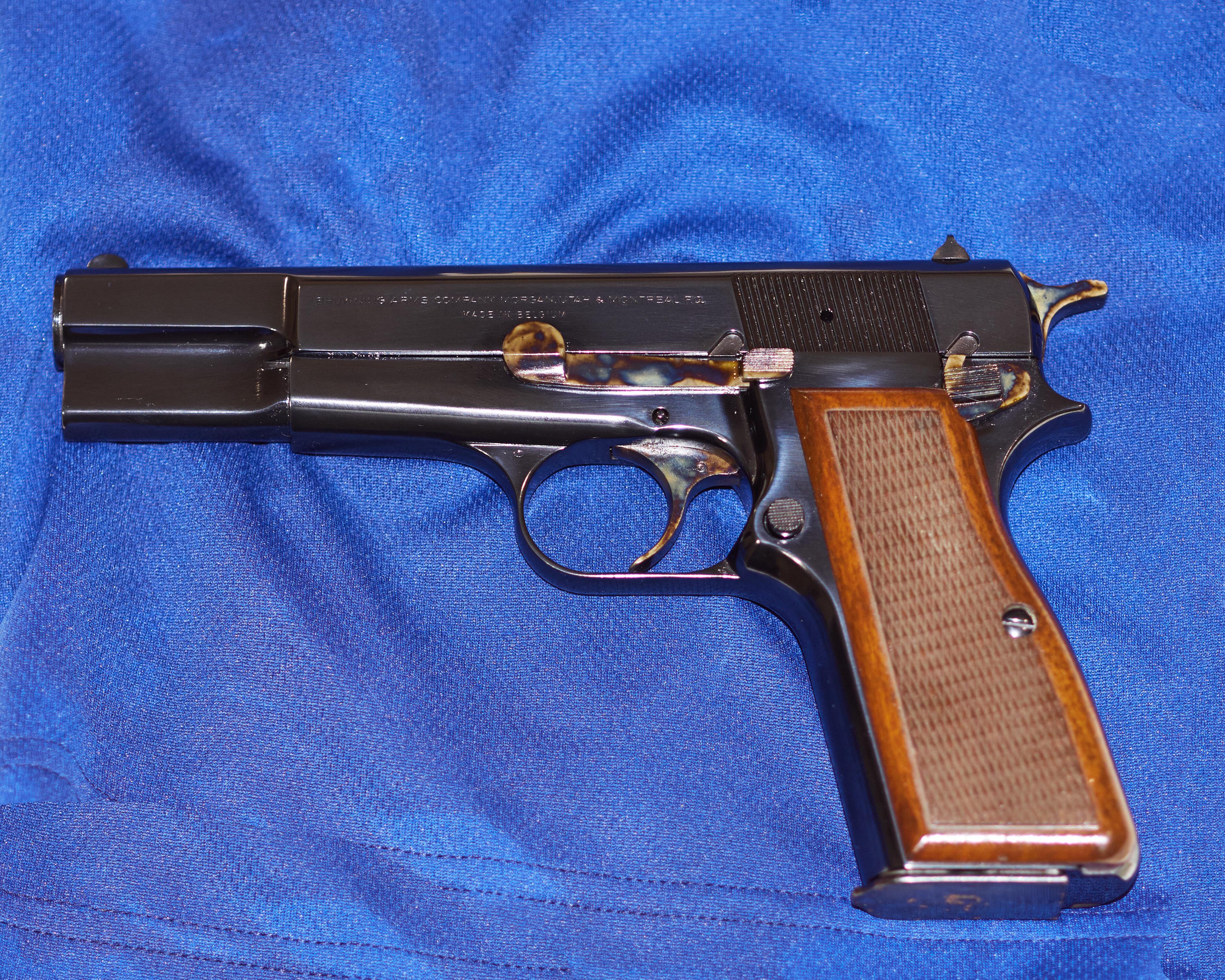 Belgium Made Browning HiPower r/guns